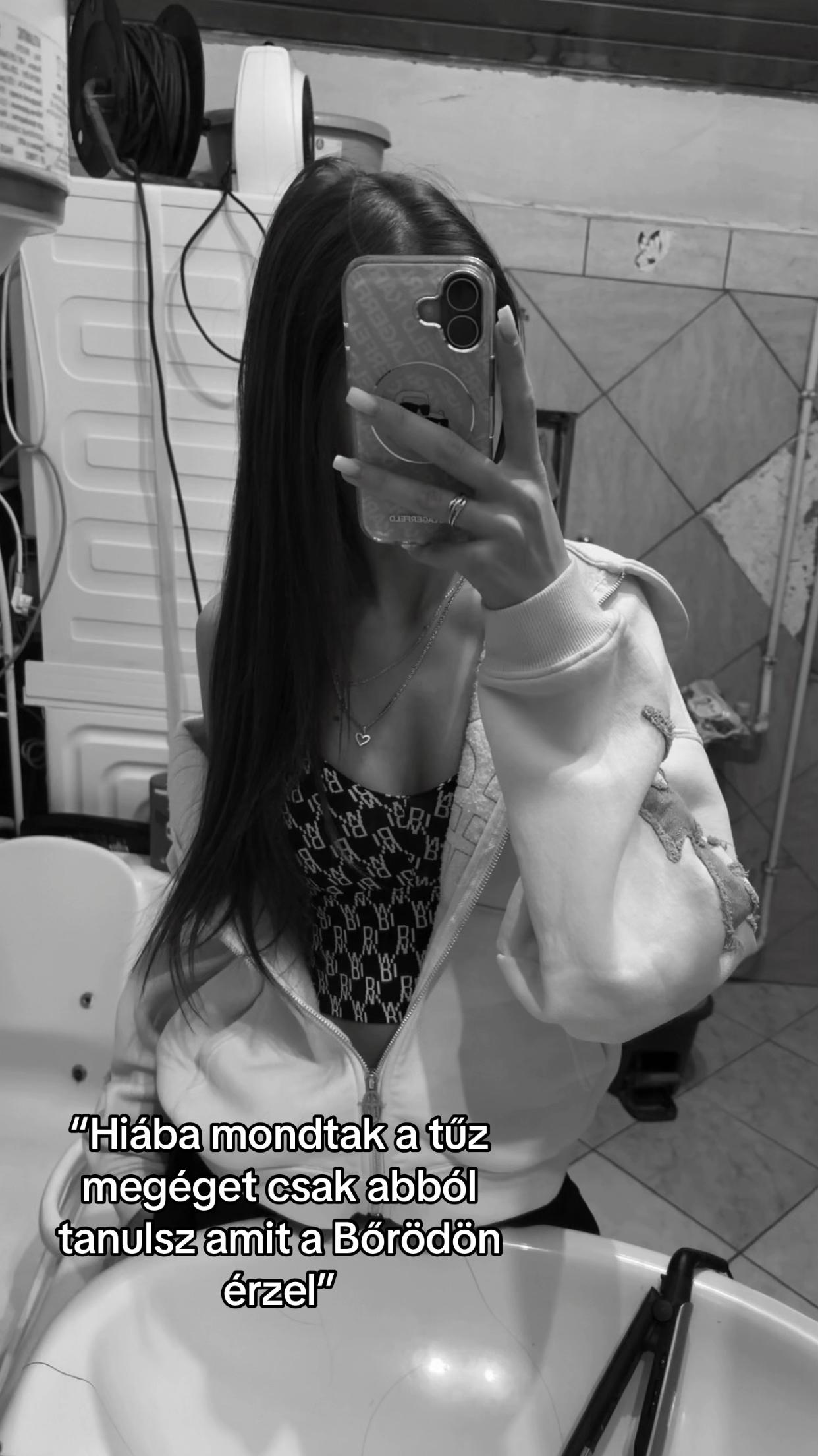 @๐ป๐๐๐