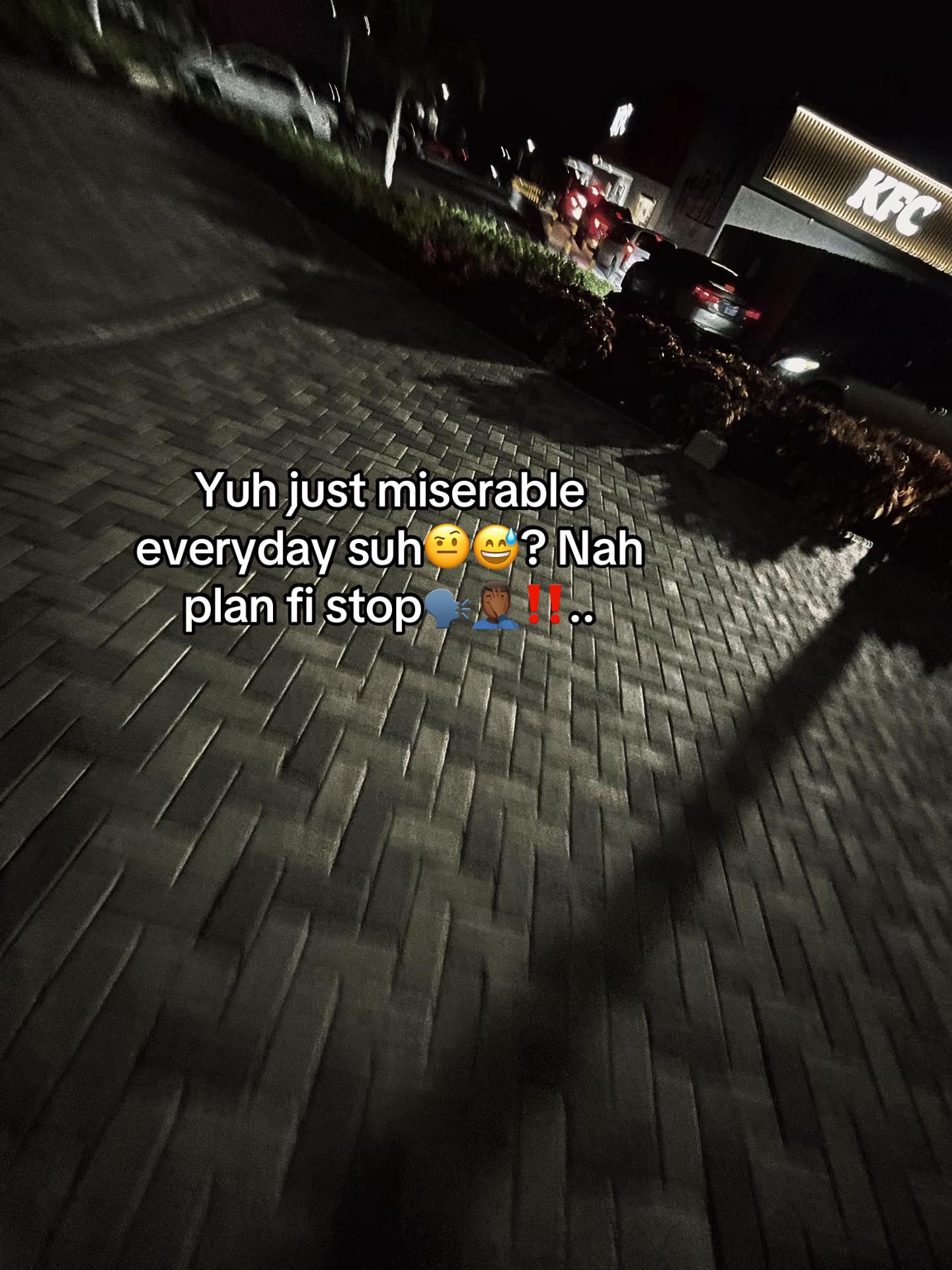 @𝘿𝙧𝙚 🪫
