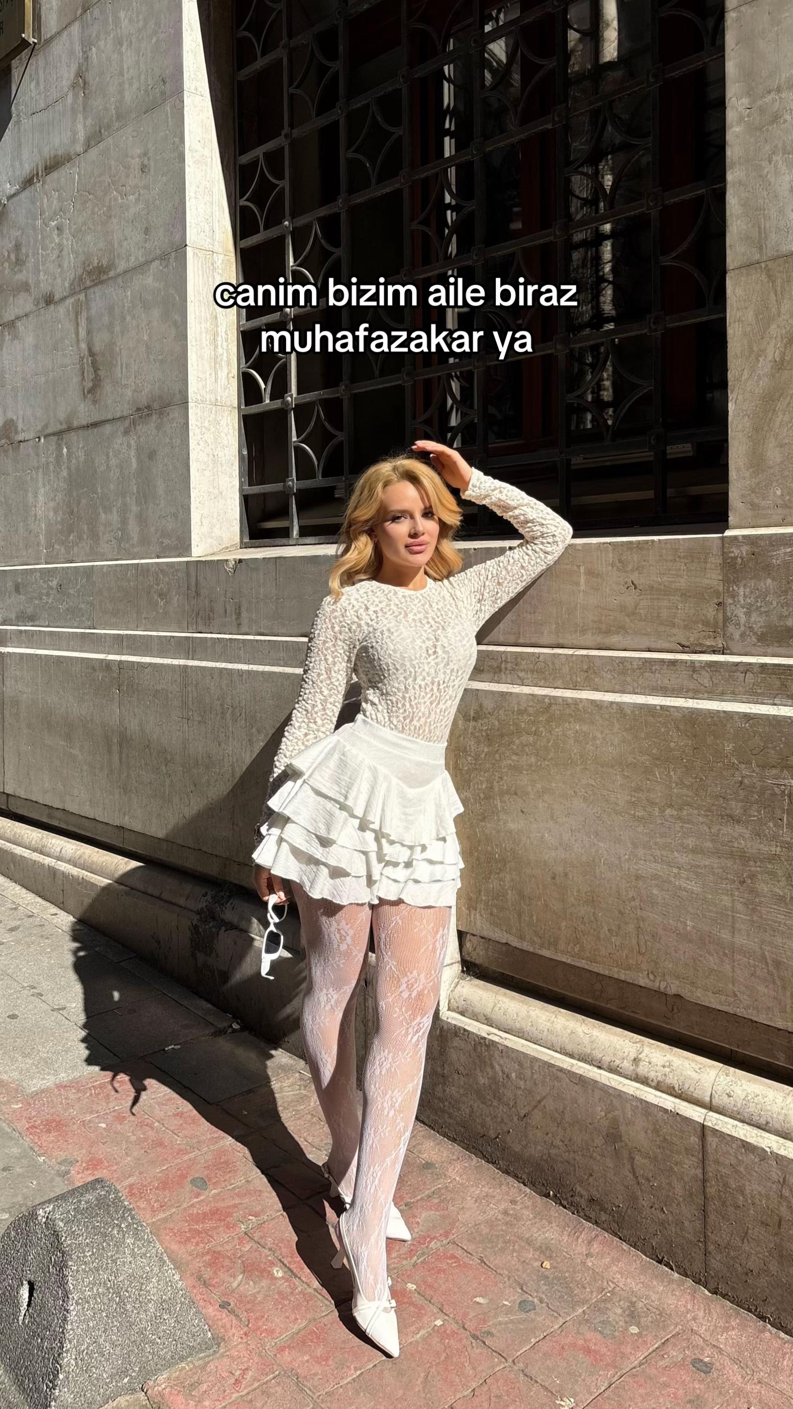 @elifsarauysal