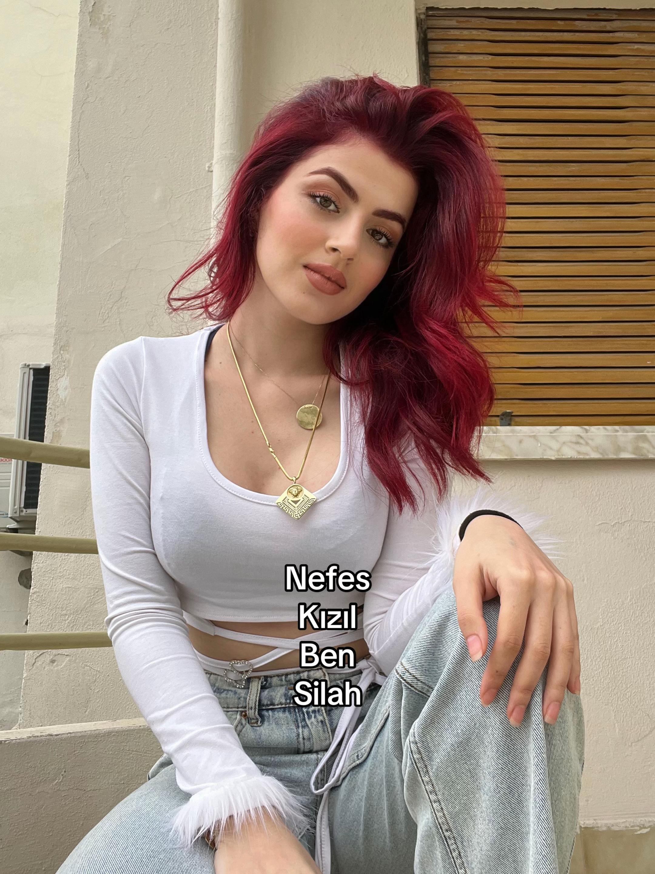 @Esindrella👑