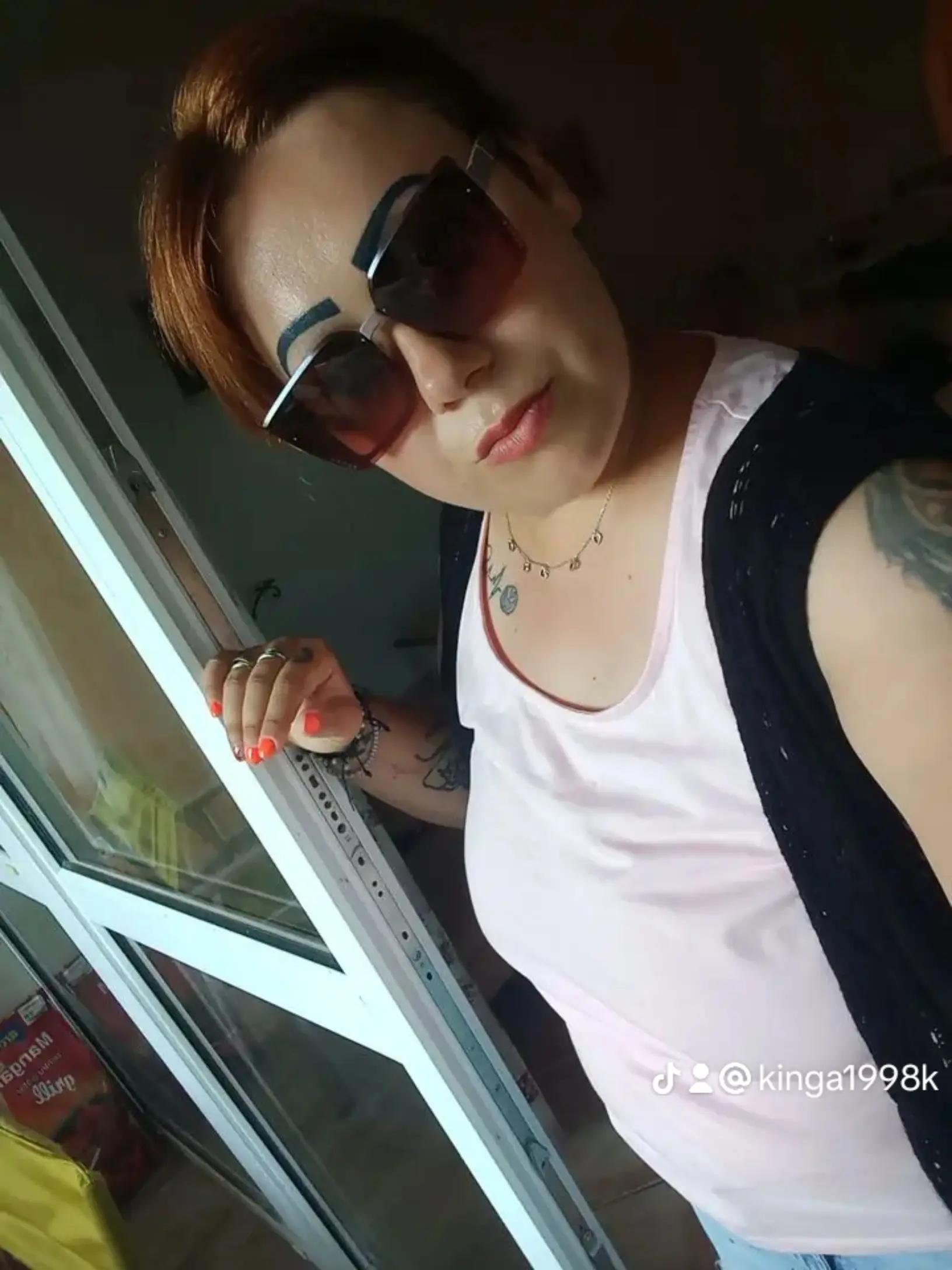 @KINGA ✓