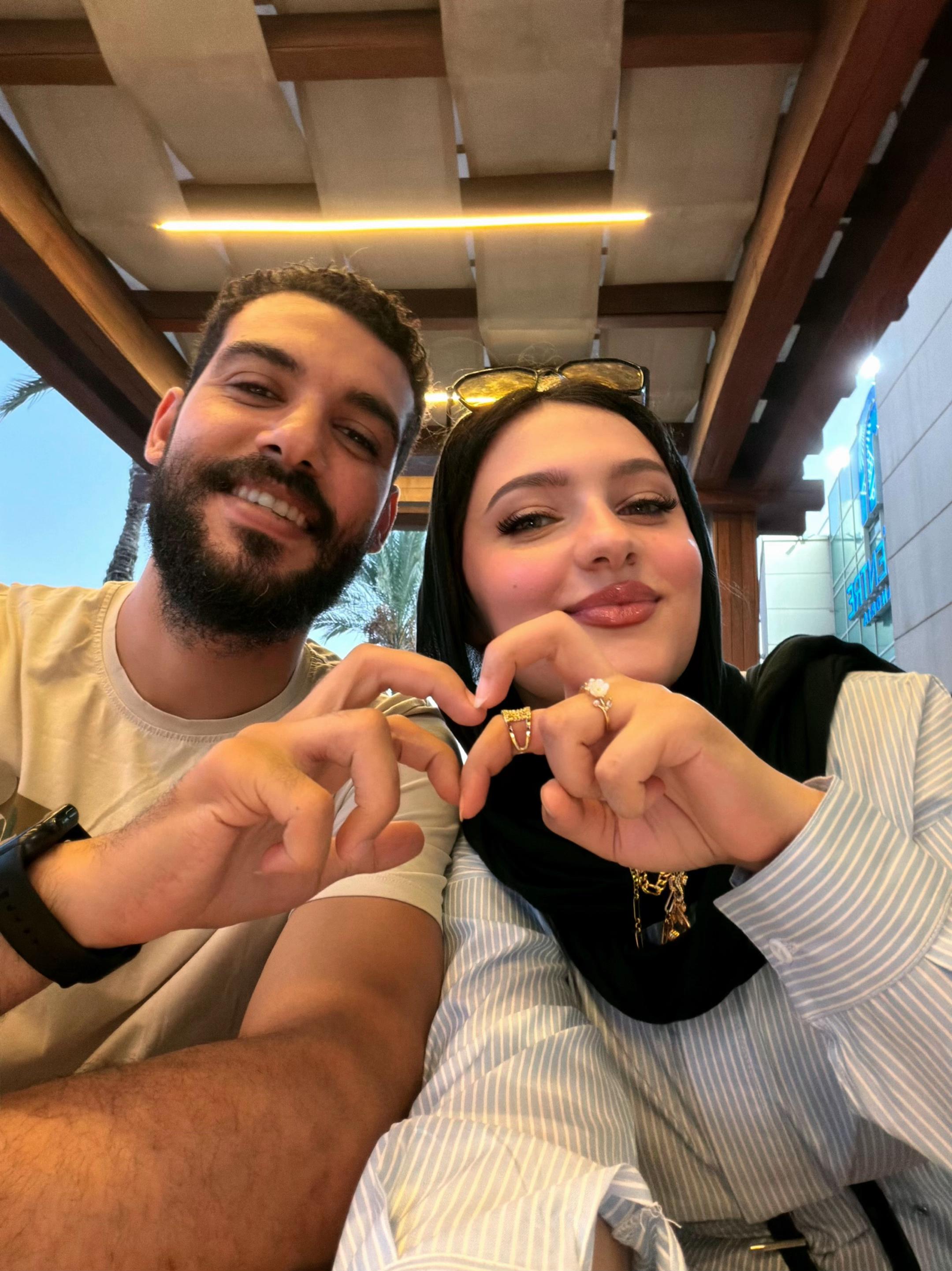 @مُونش