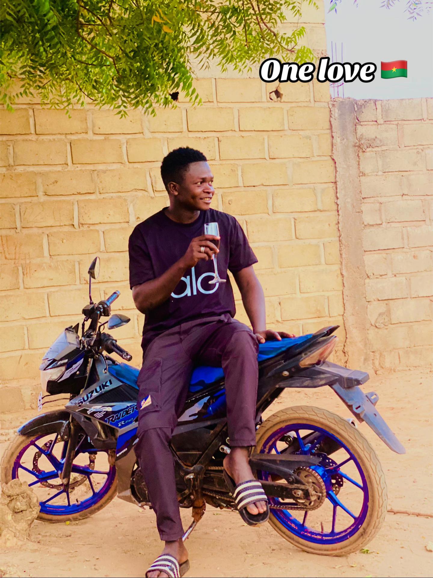 @Le Puceau🇧🇫