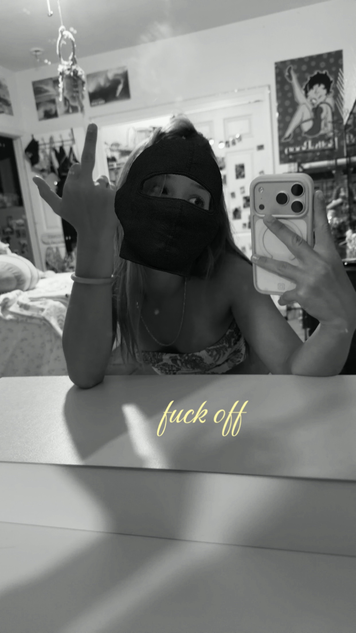 @malia