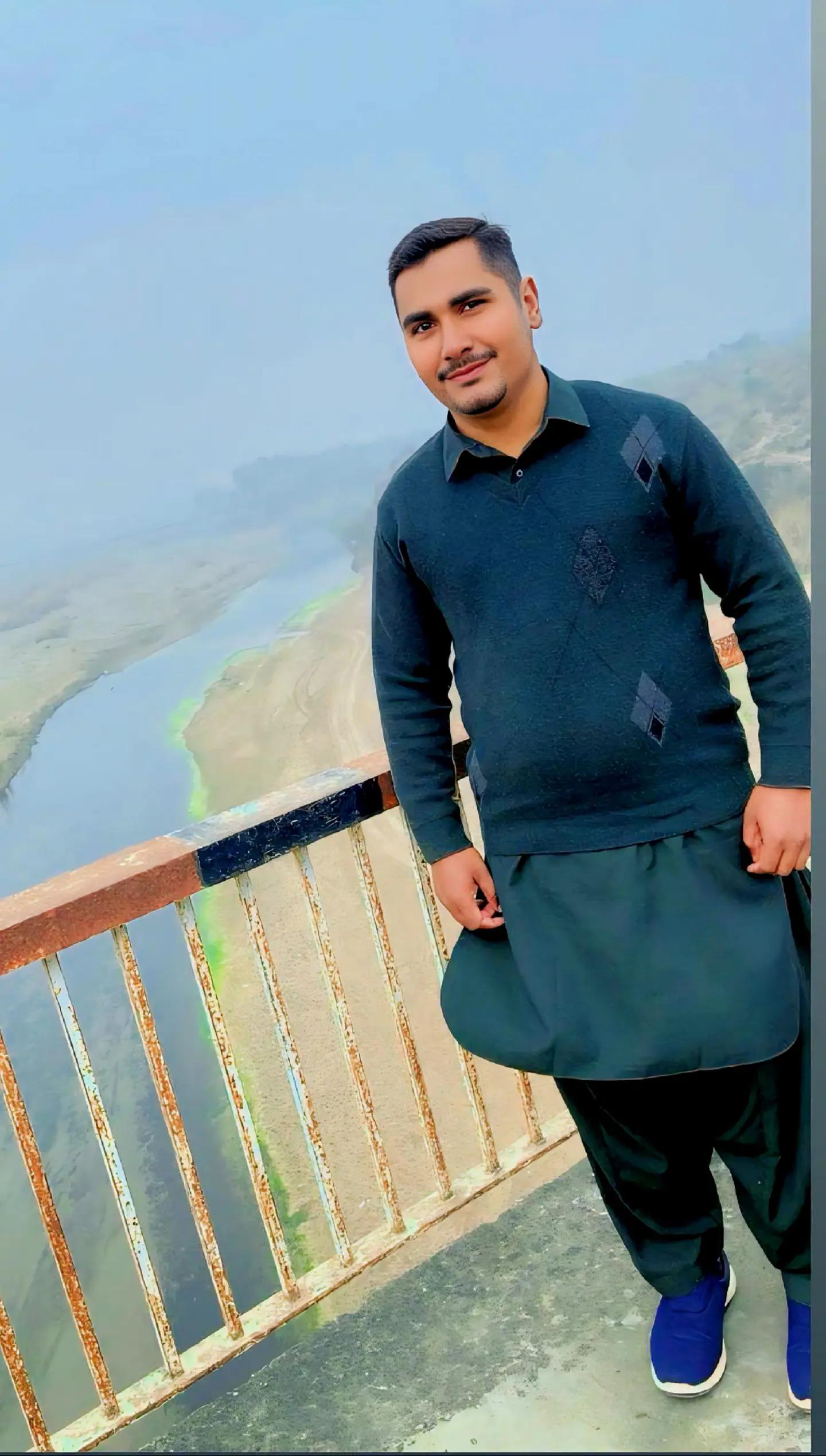 @Umer 809