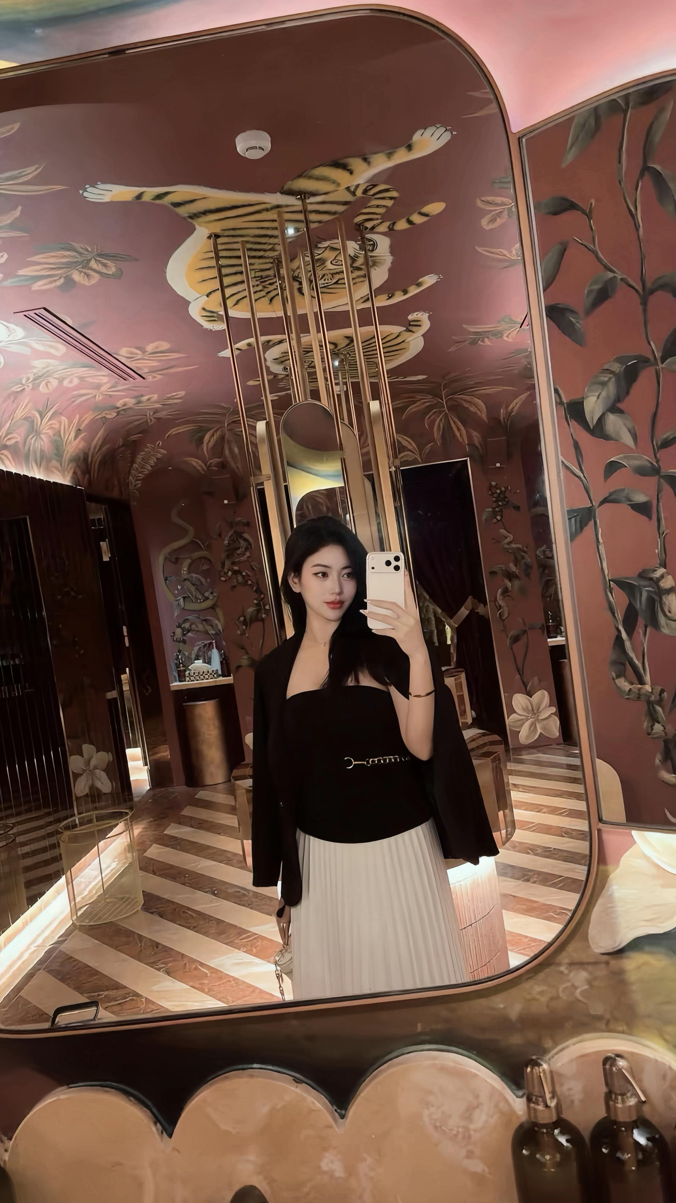 @Yawaqueen