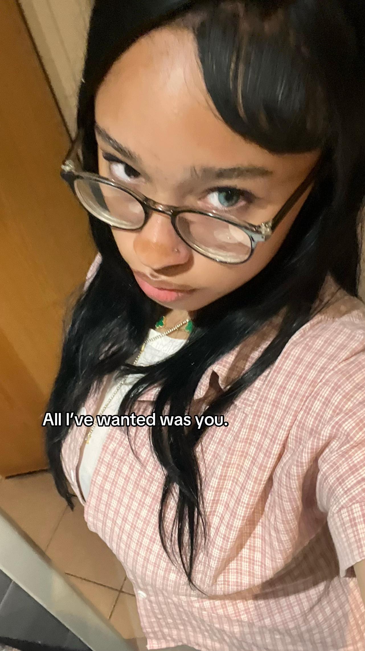 @urfavemixedgirl