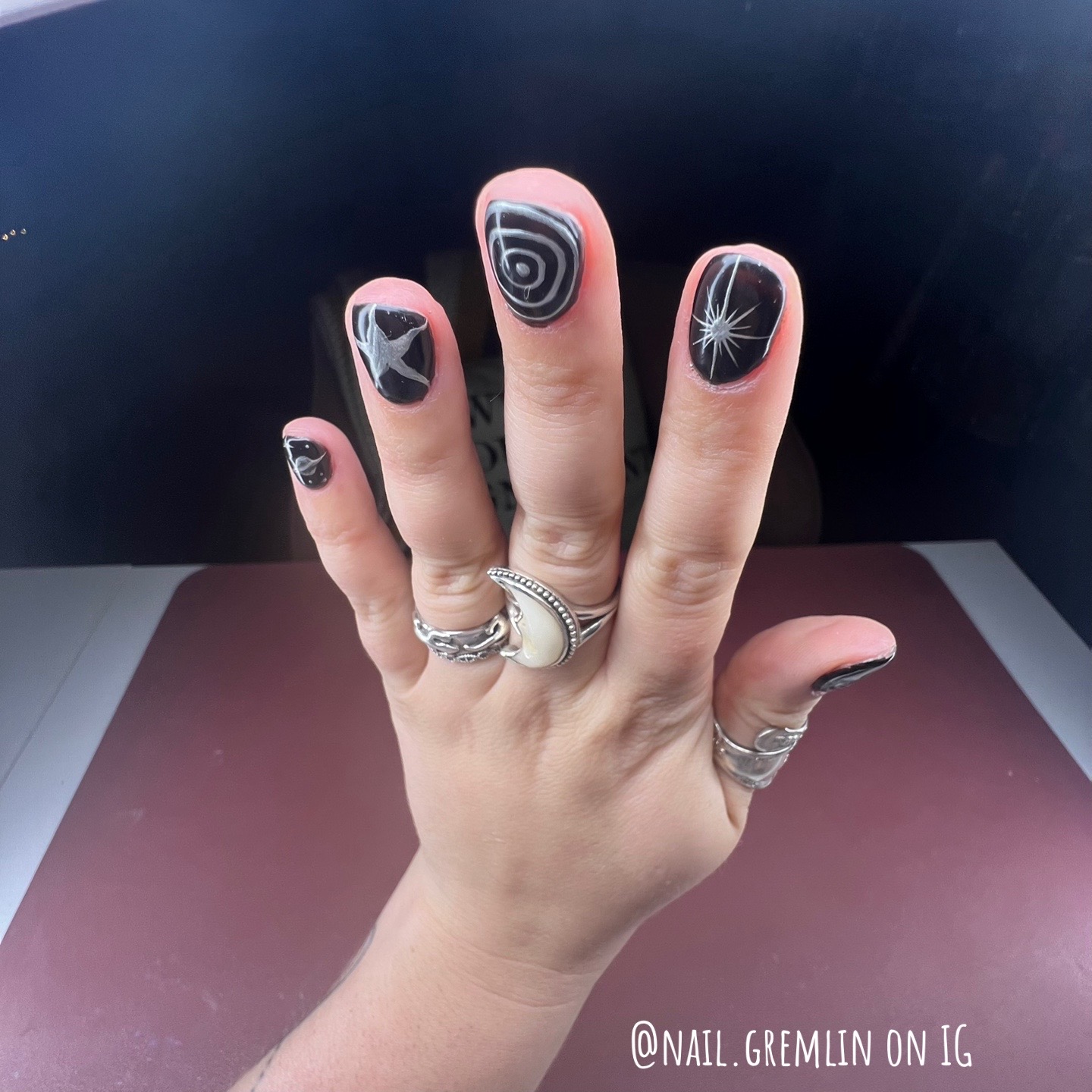 @nail.gremlin