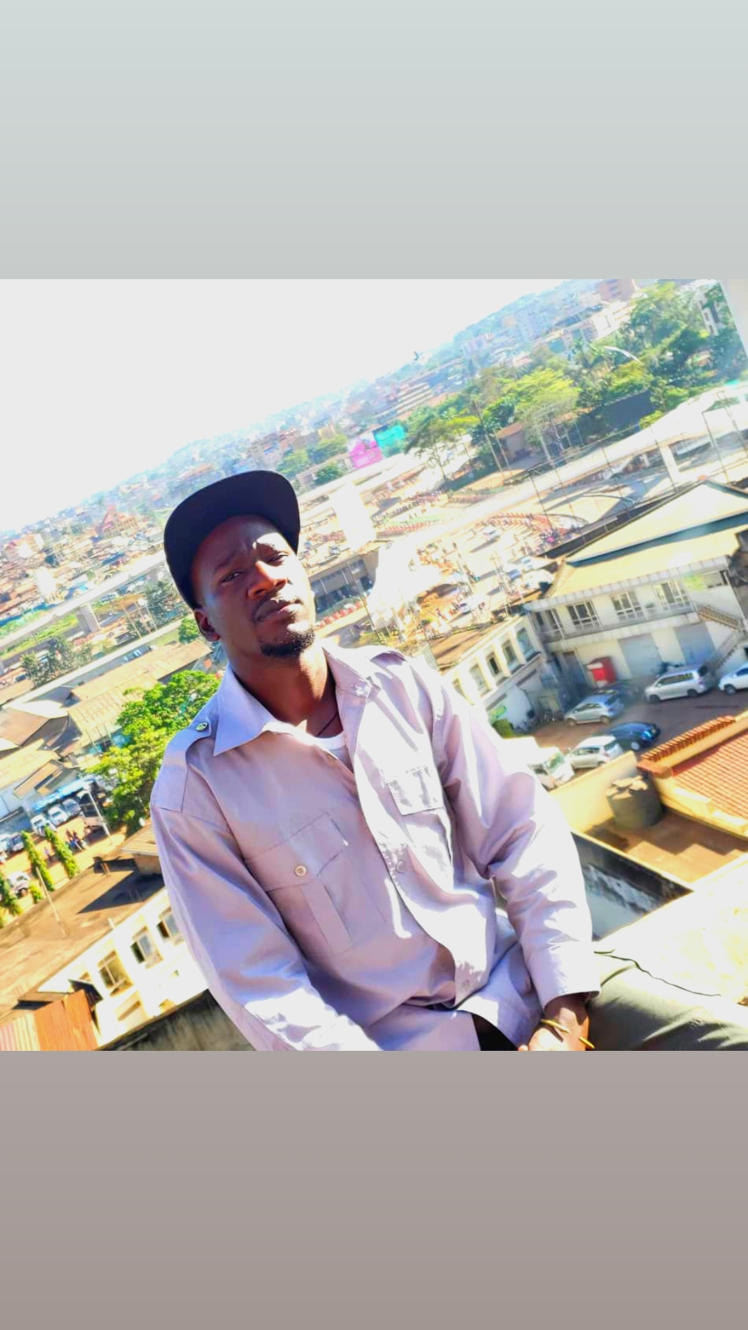@BADEST DAGZEE UG