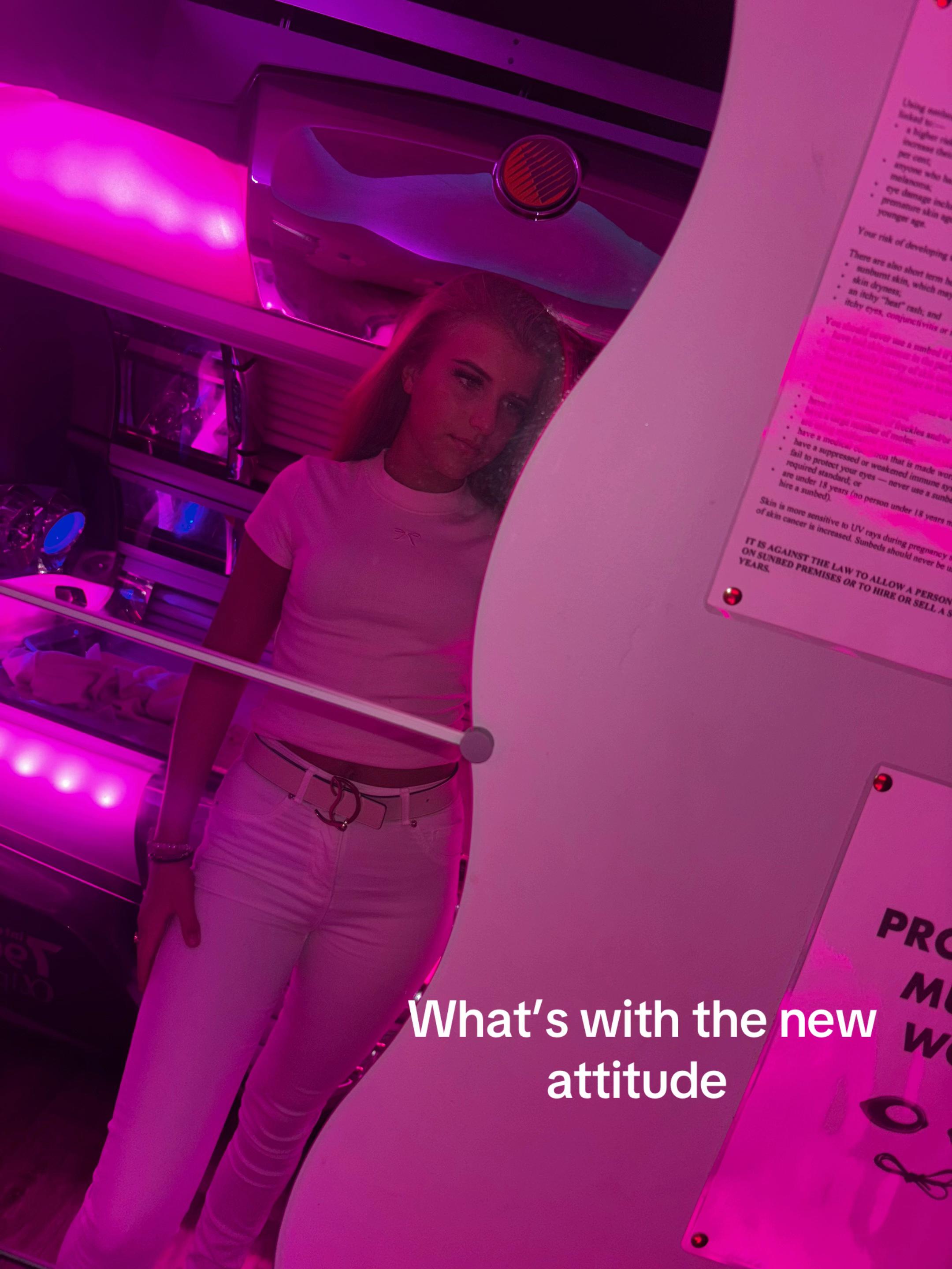 @loressaquilligan