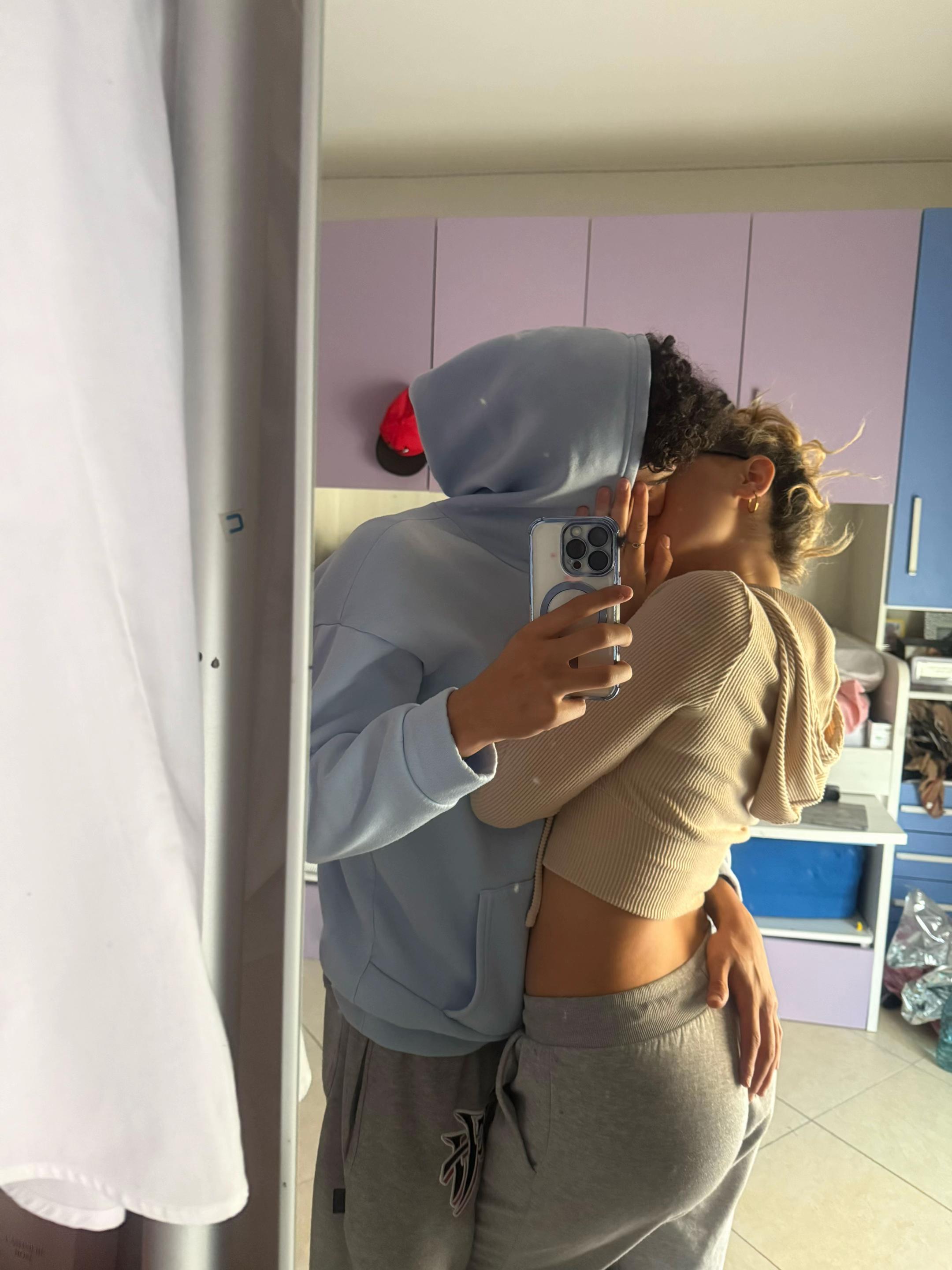 @𝓵𝓪 𝓼𝓪𝓷𝓽𝓪🌺