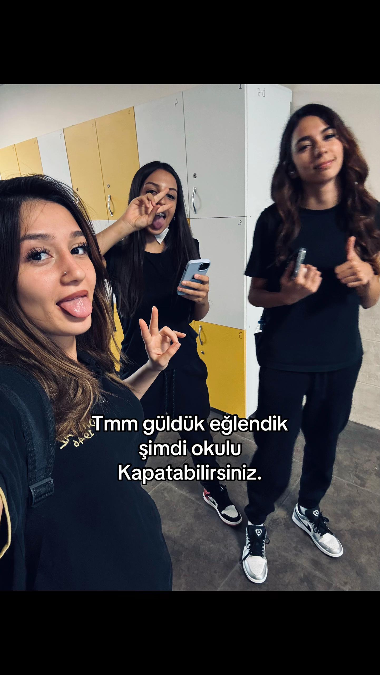 @Arcsivya