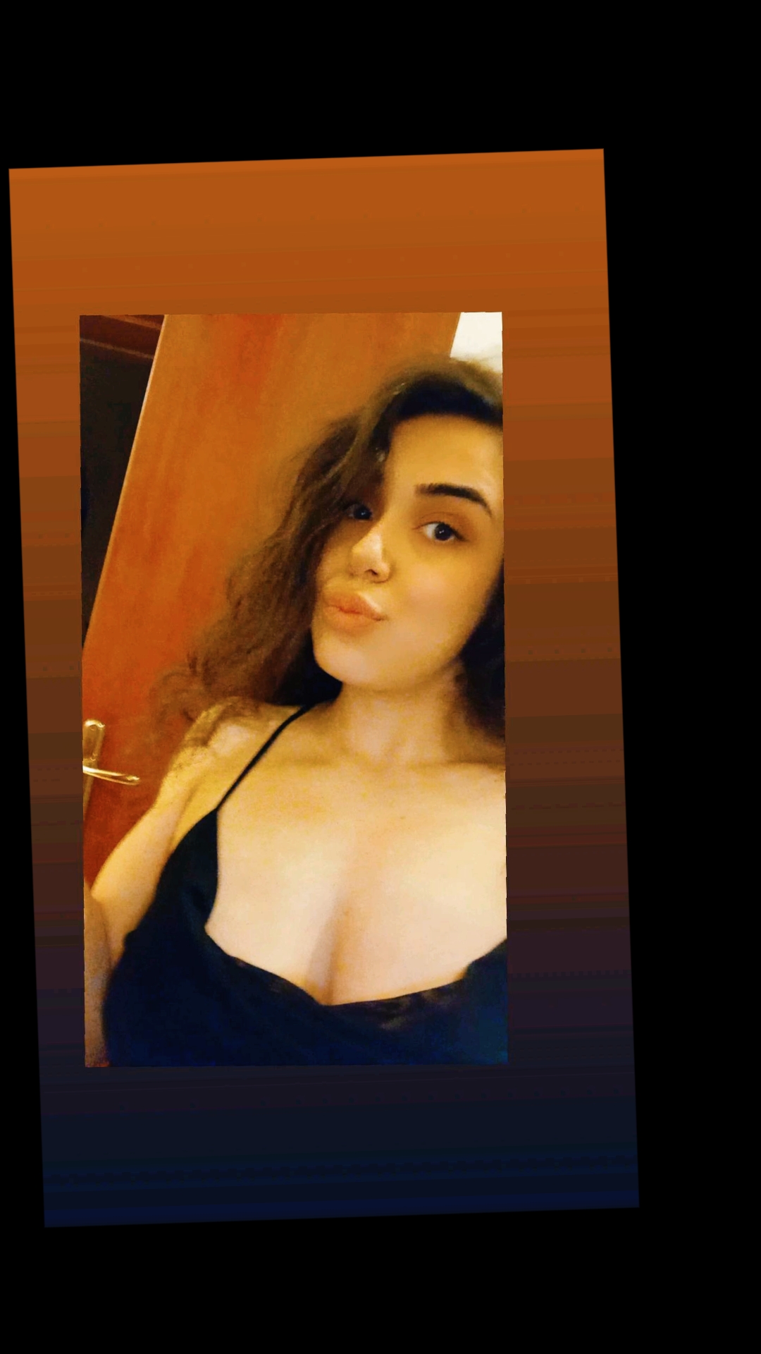 @Simona Pinto
