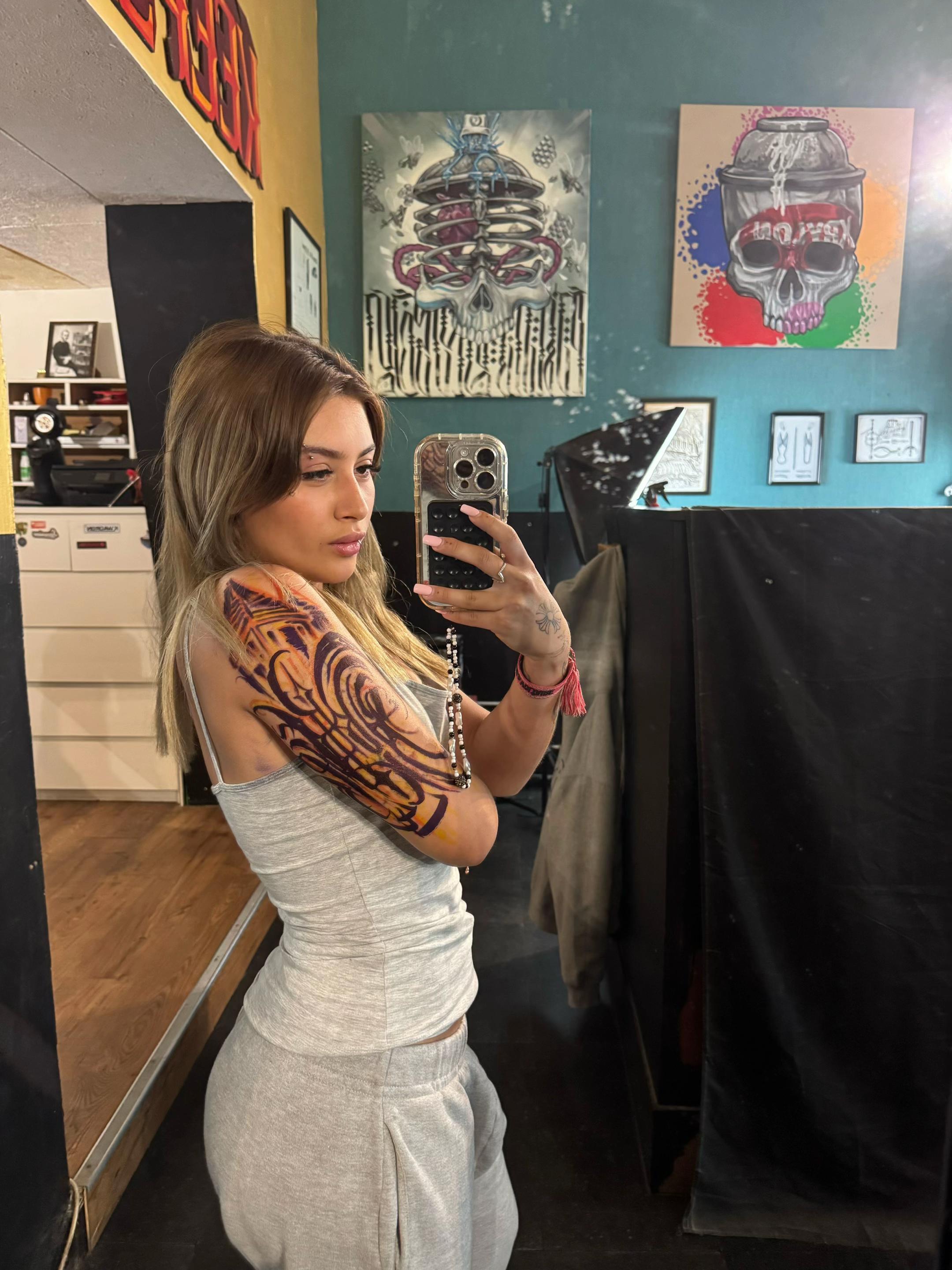 @hannahctout