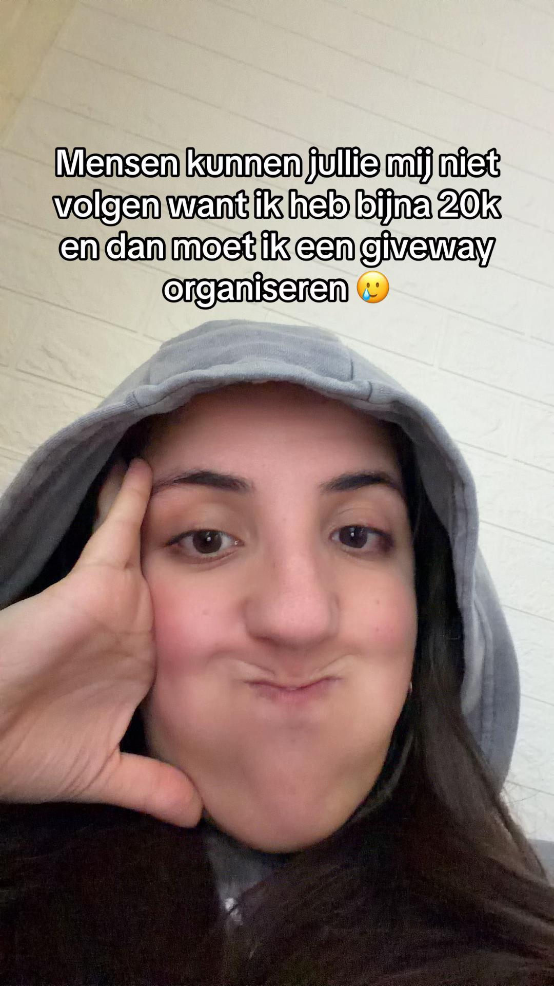 @Raniaiaia