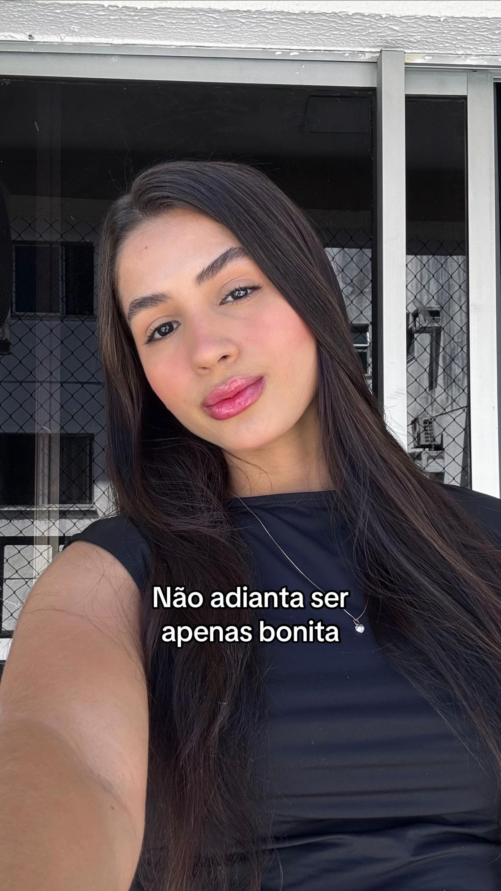 @Lillyamgabi