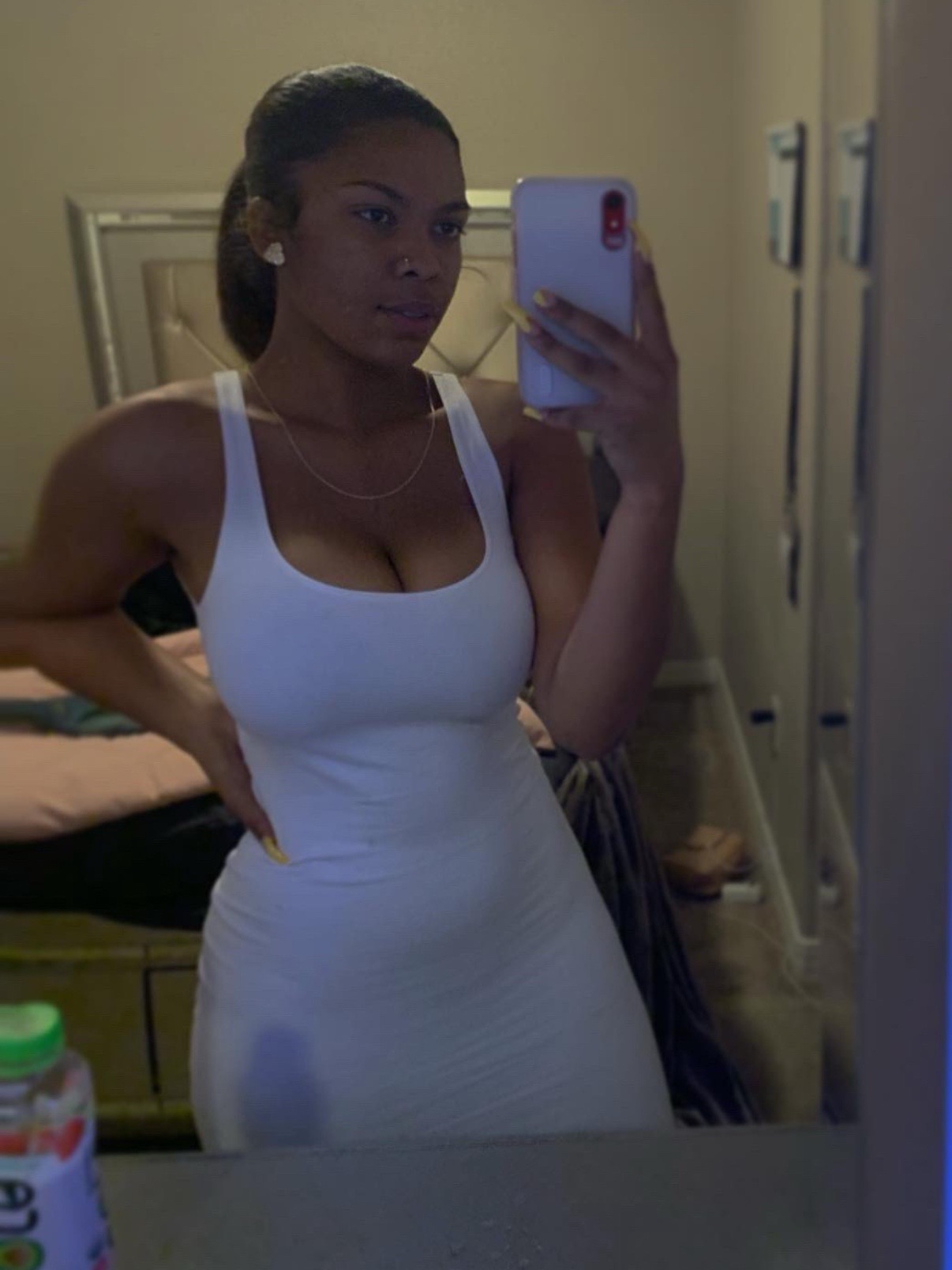 @️