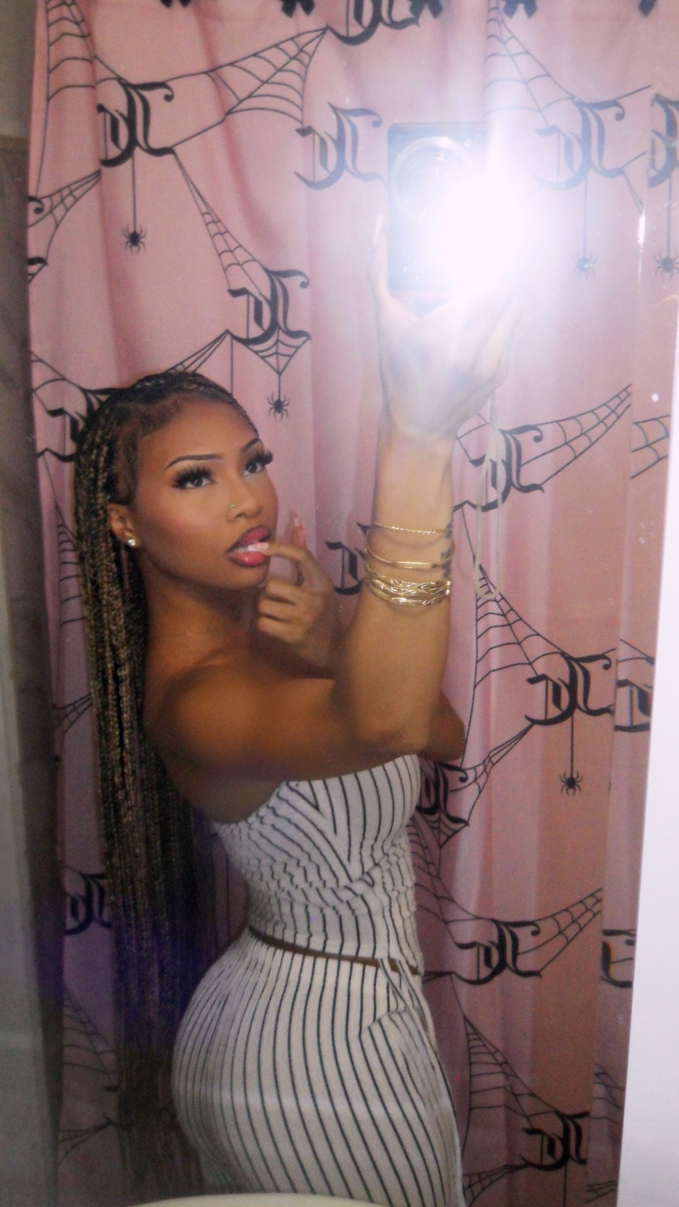@Yejidé