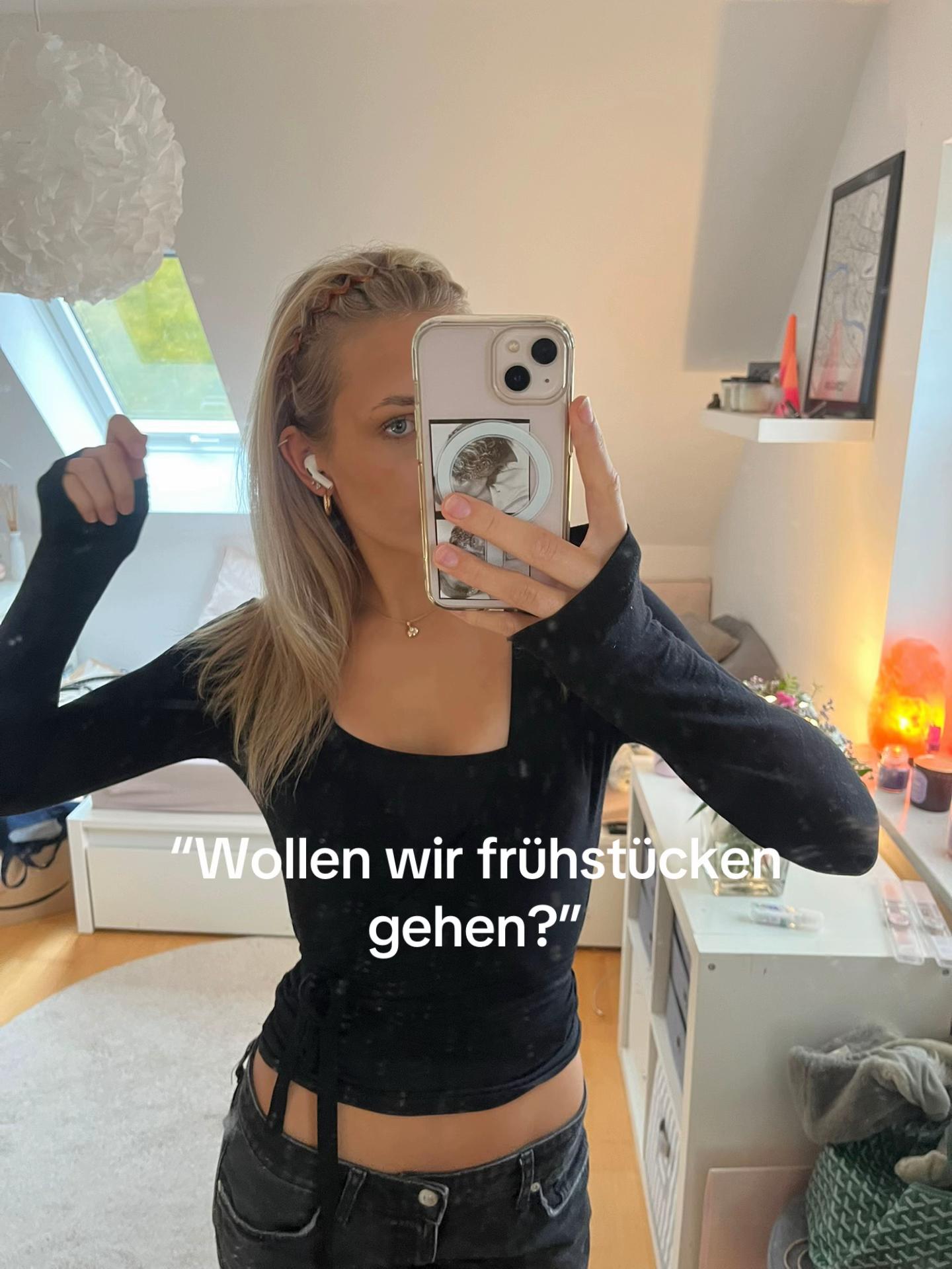@SOPHIE
