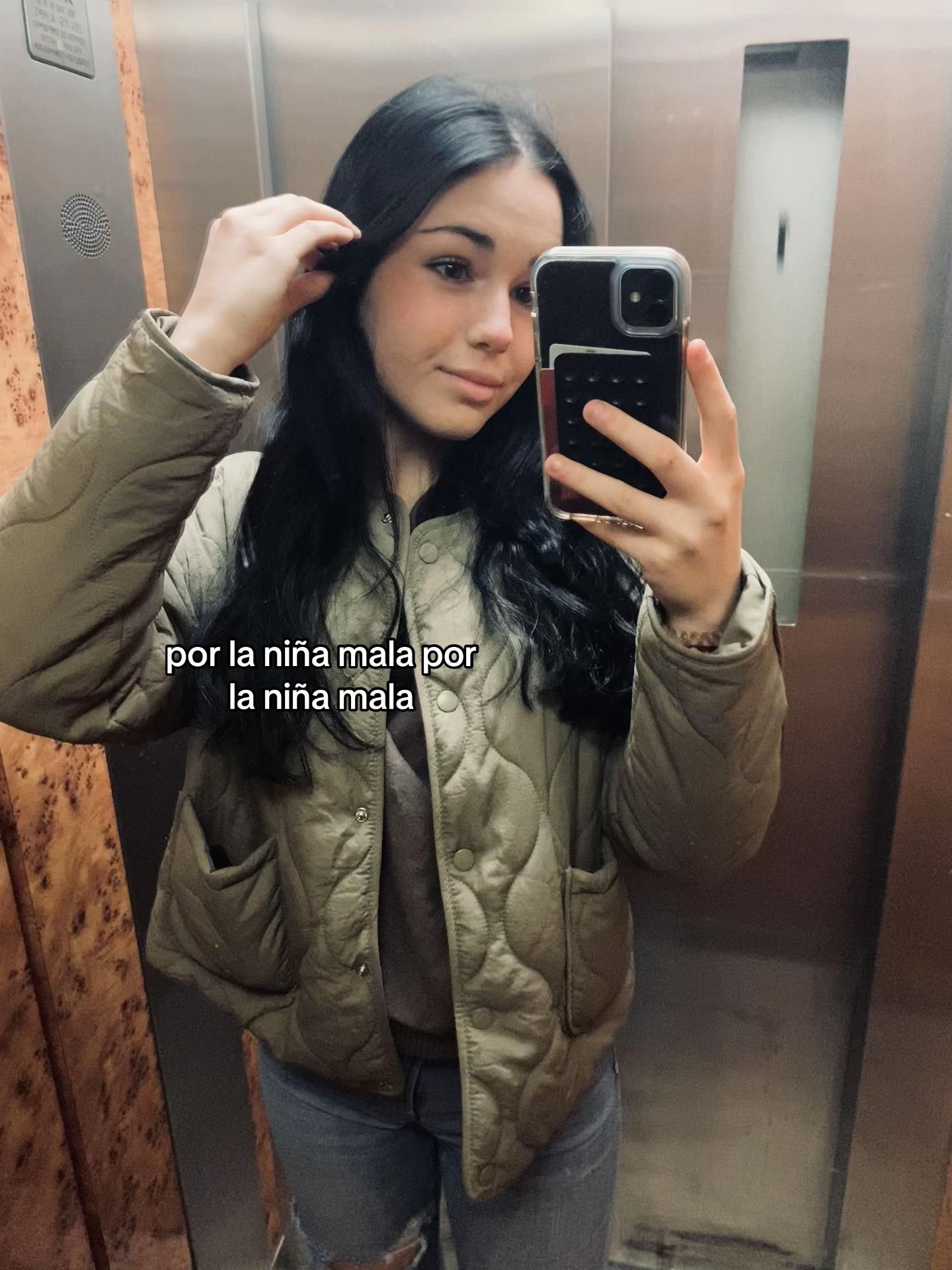 @~