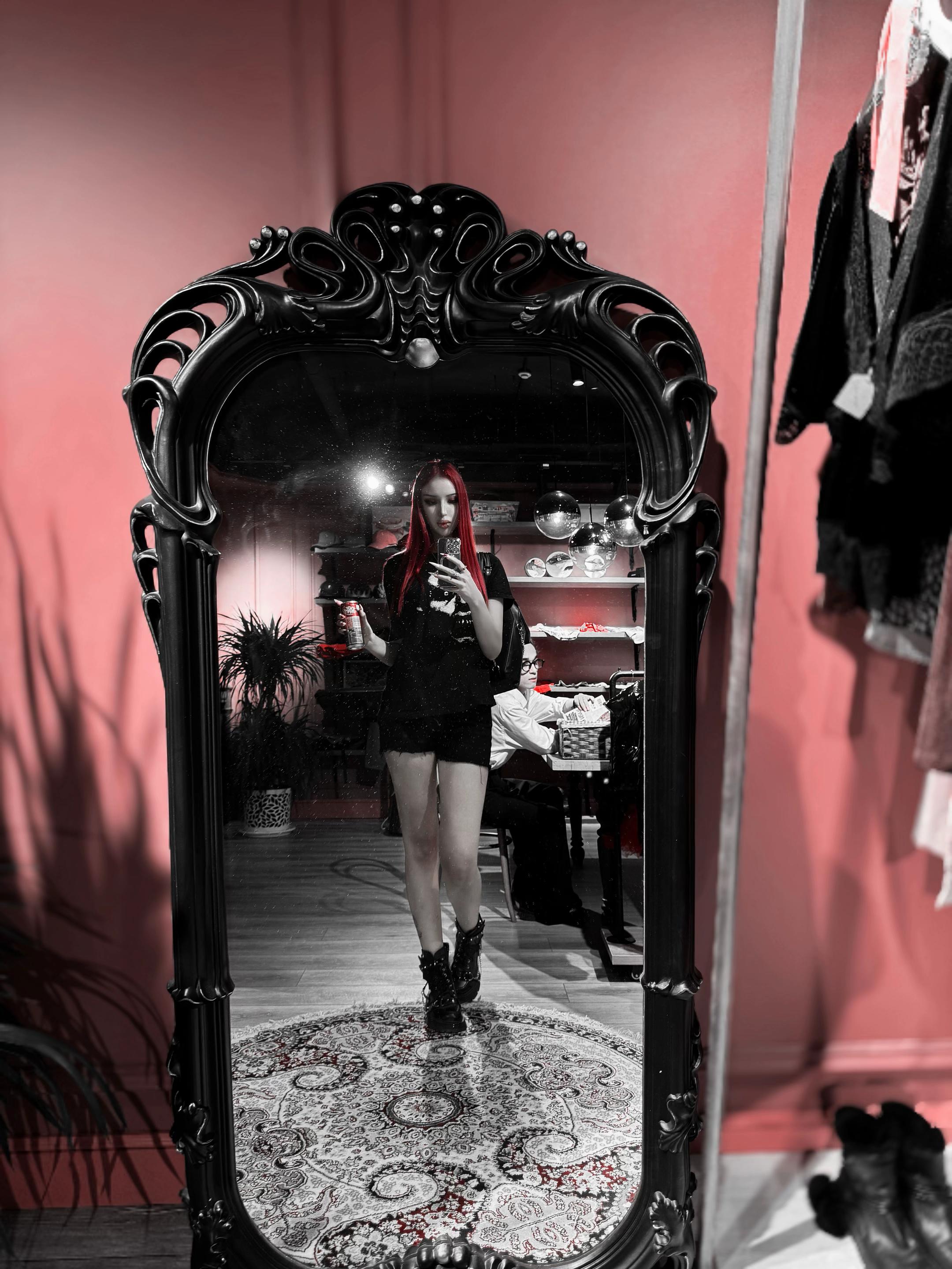 @༻ 𝒦𝒶𝓇𝒾𝓃𝒶 ༺