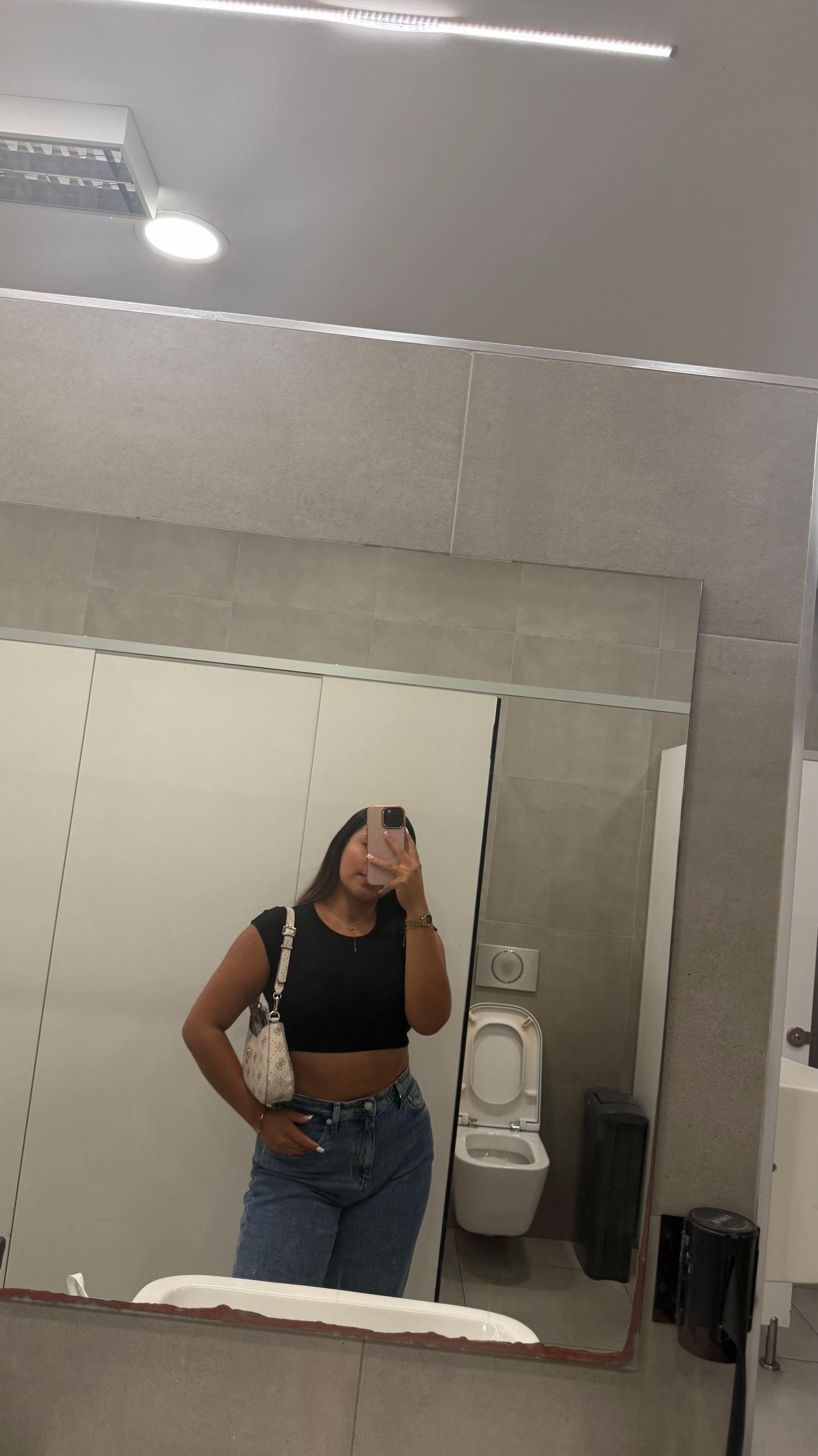 @Pau🖤