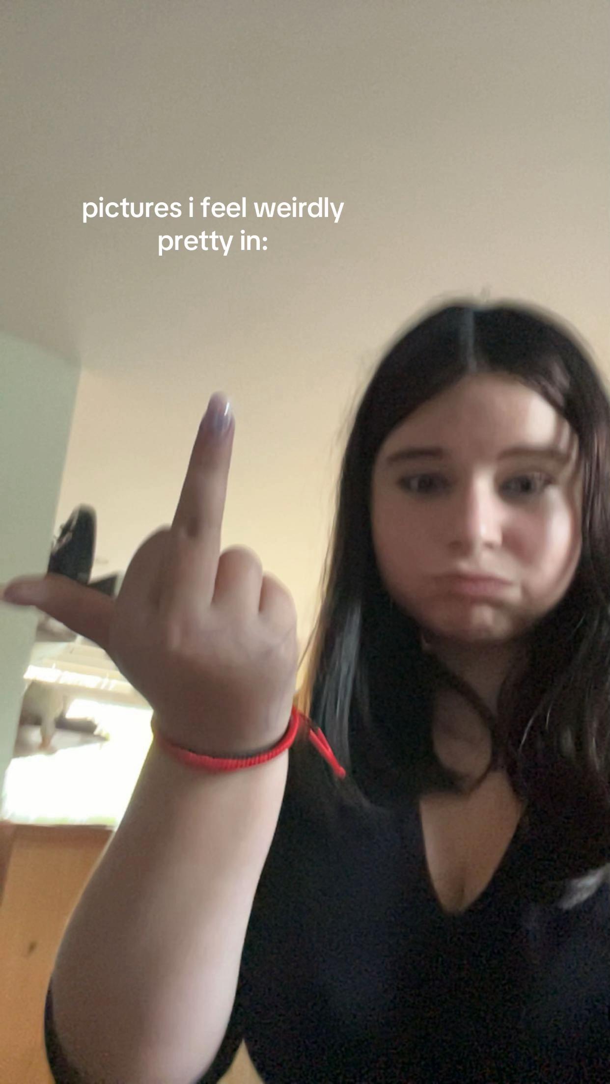 @ꨄ