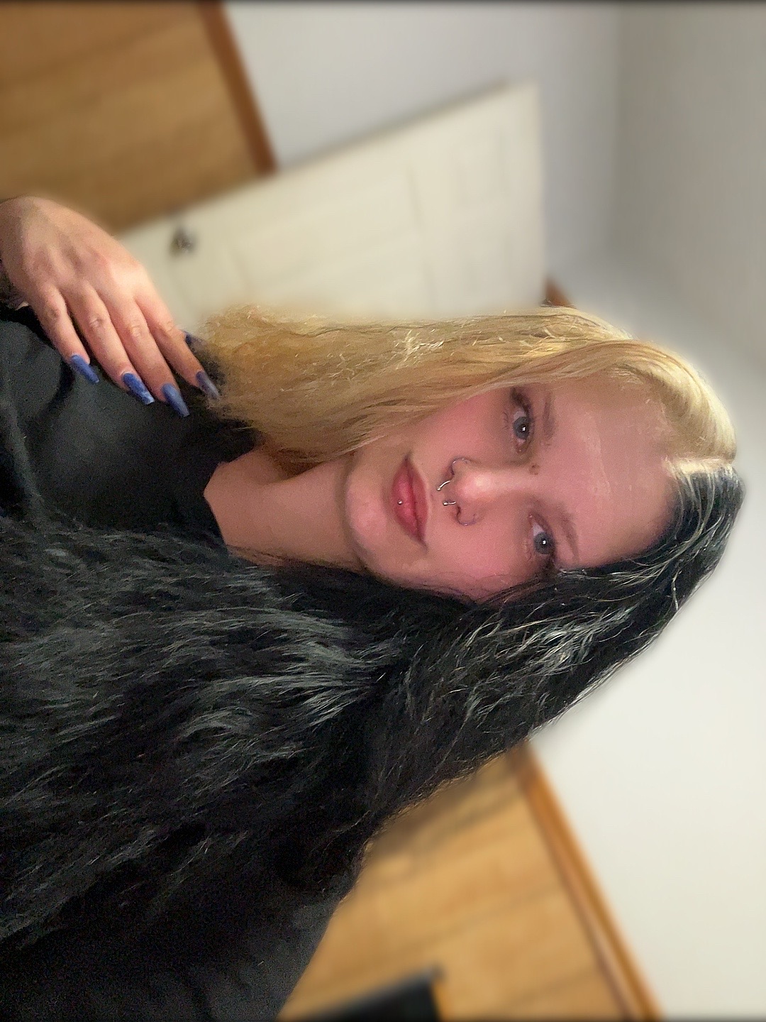 @Liv