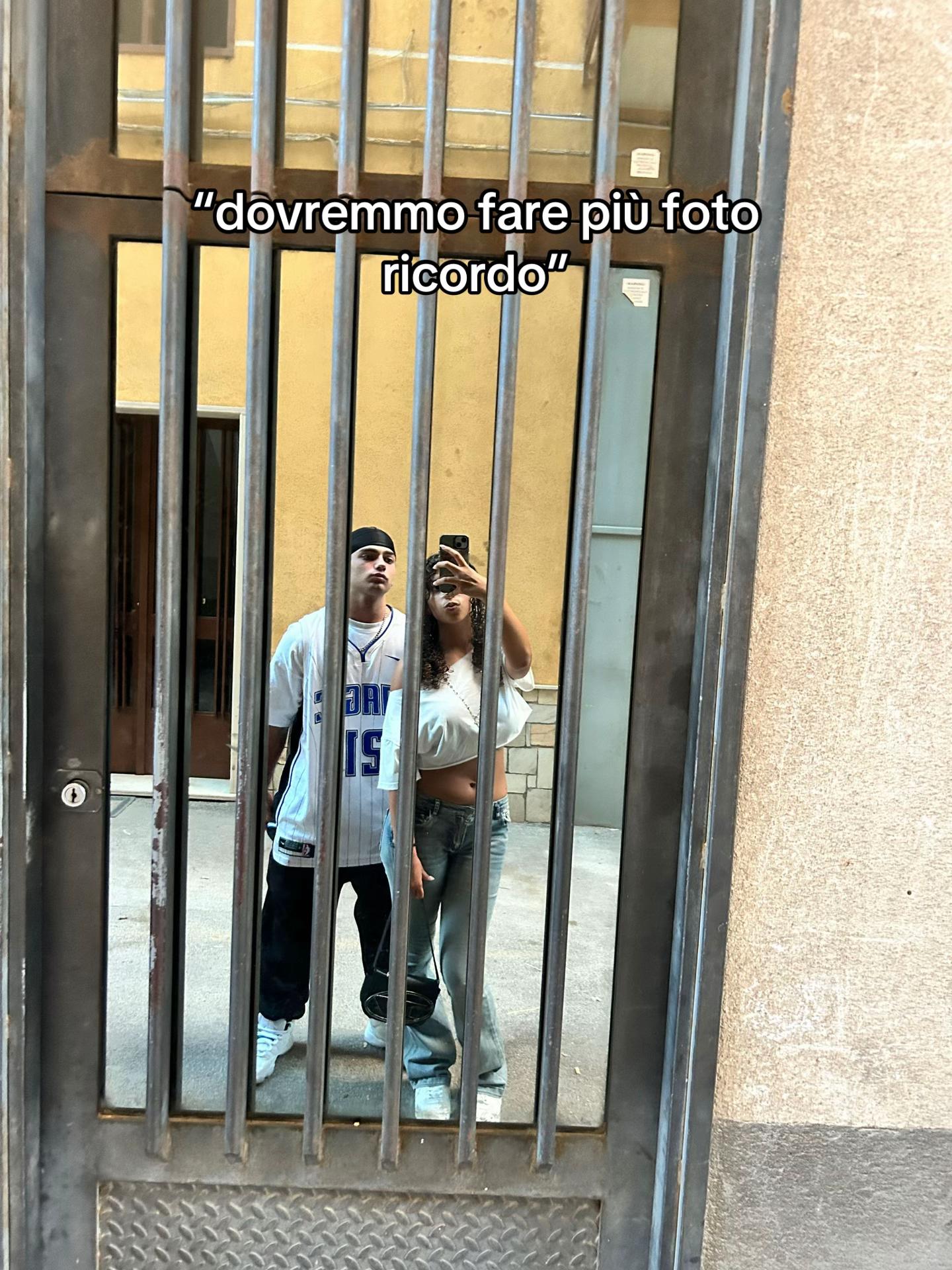 @chi&agrave;💗🦇📀🍷&clubs;️