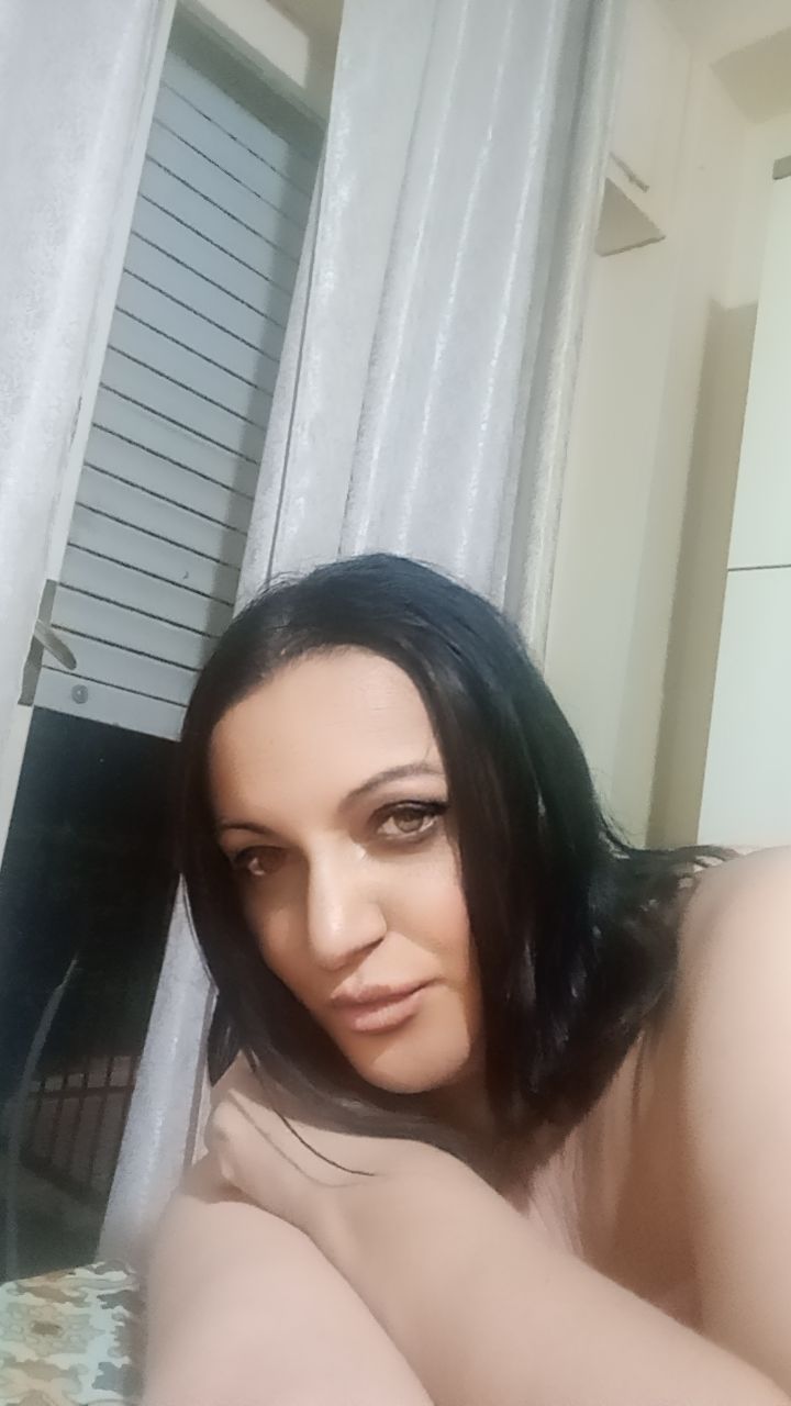 @Luciana Belville
