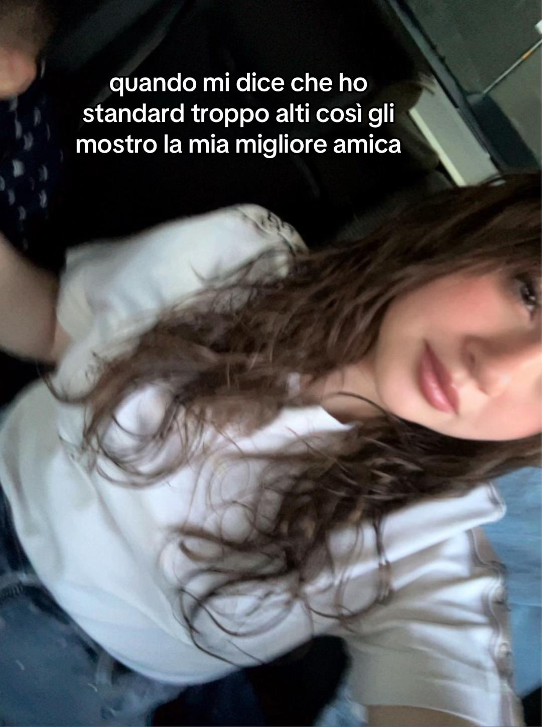 @charlottee🍓