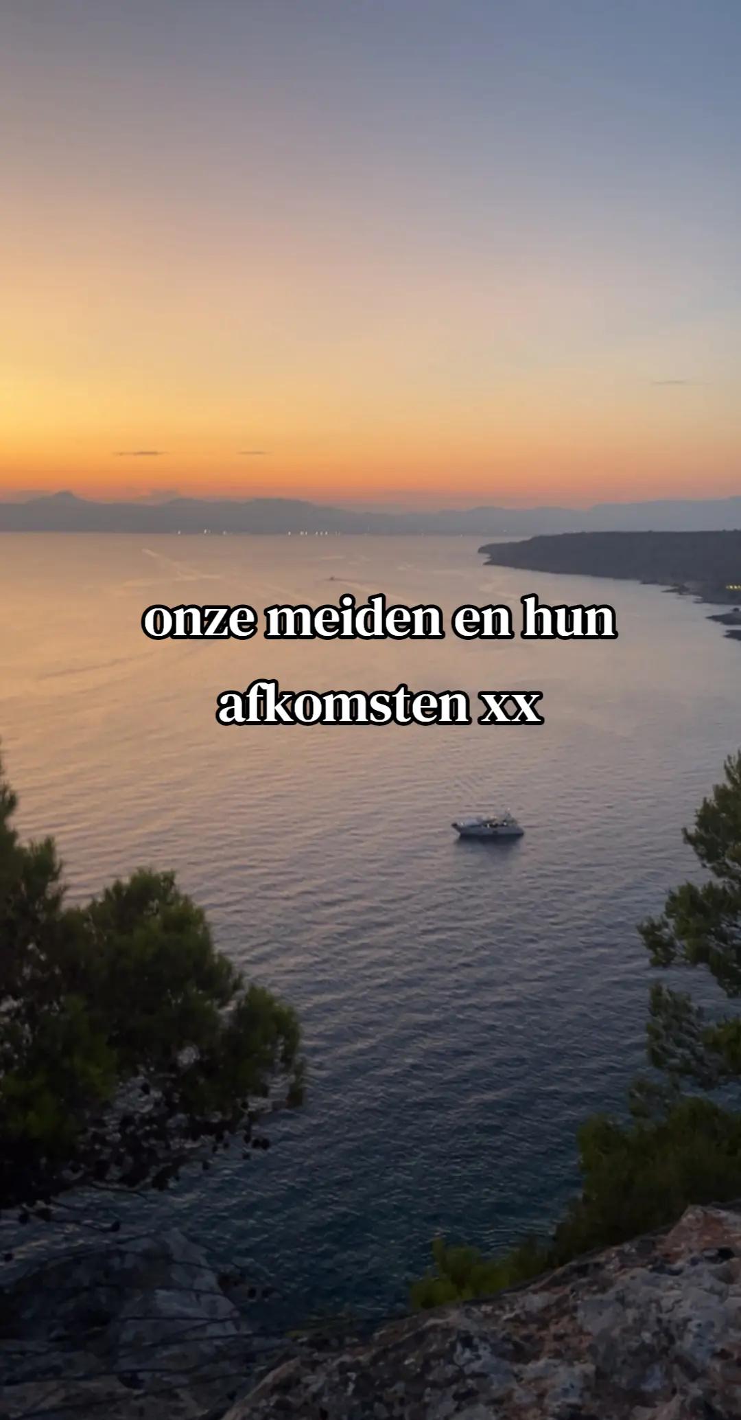 @𝐈𝐧𝐟𝐥𝐮𝐞𝐧𝐜𝐞𝐫𝐳𝐳 ⭐️