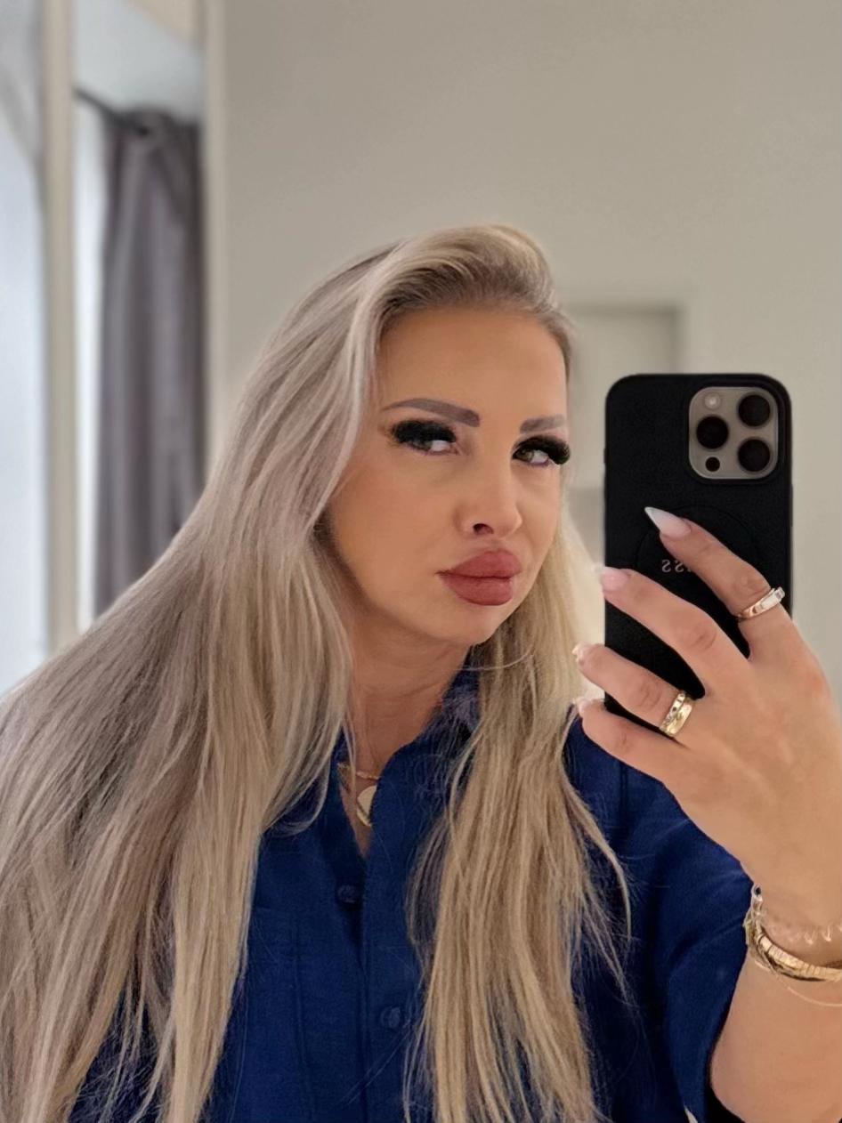 @SimplyChic