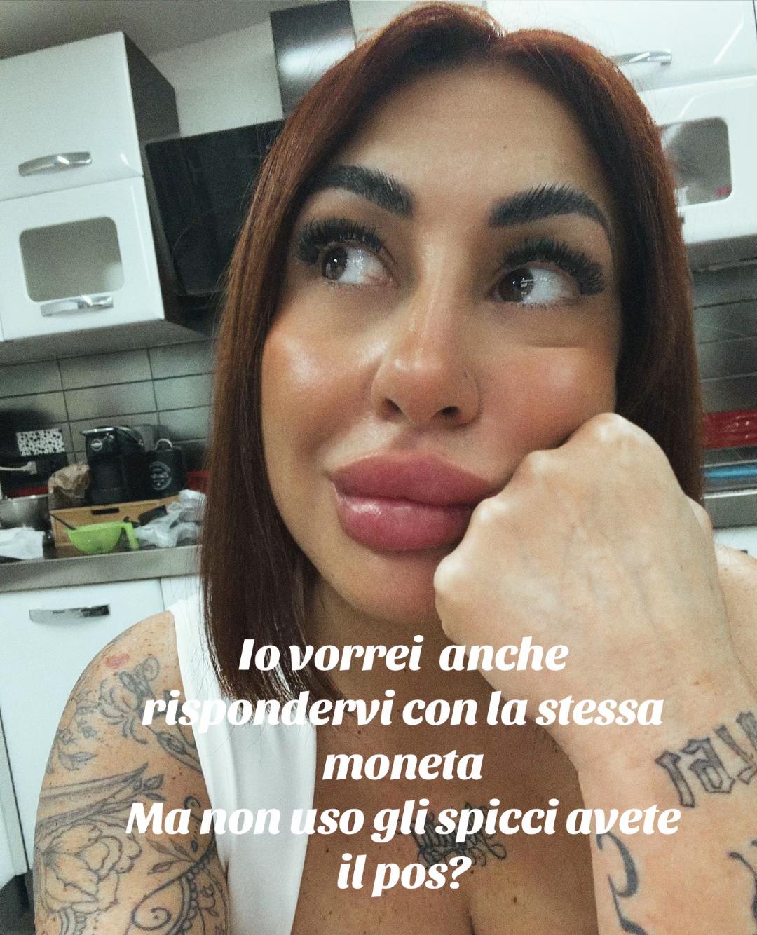 @✨Angela By Monelli ✨