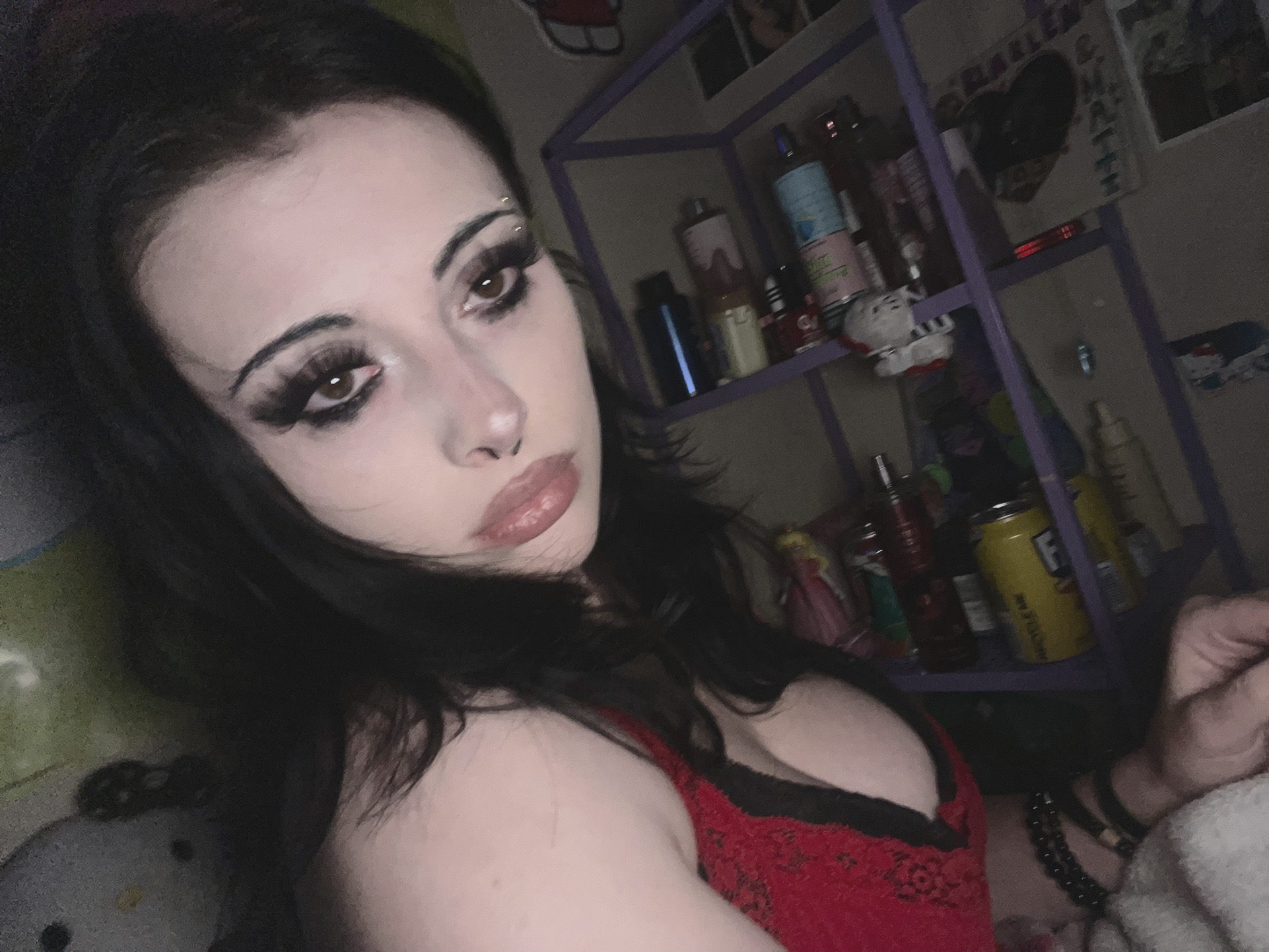 @v4mp_d0llrot4u
