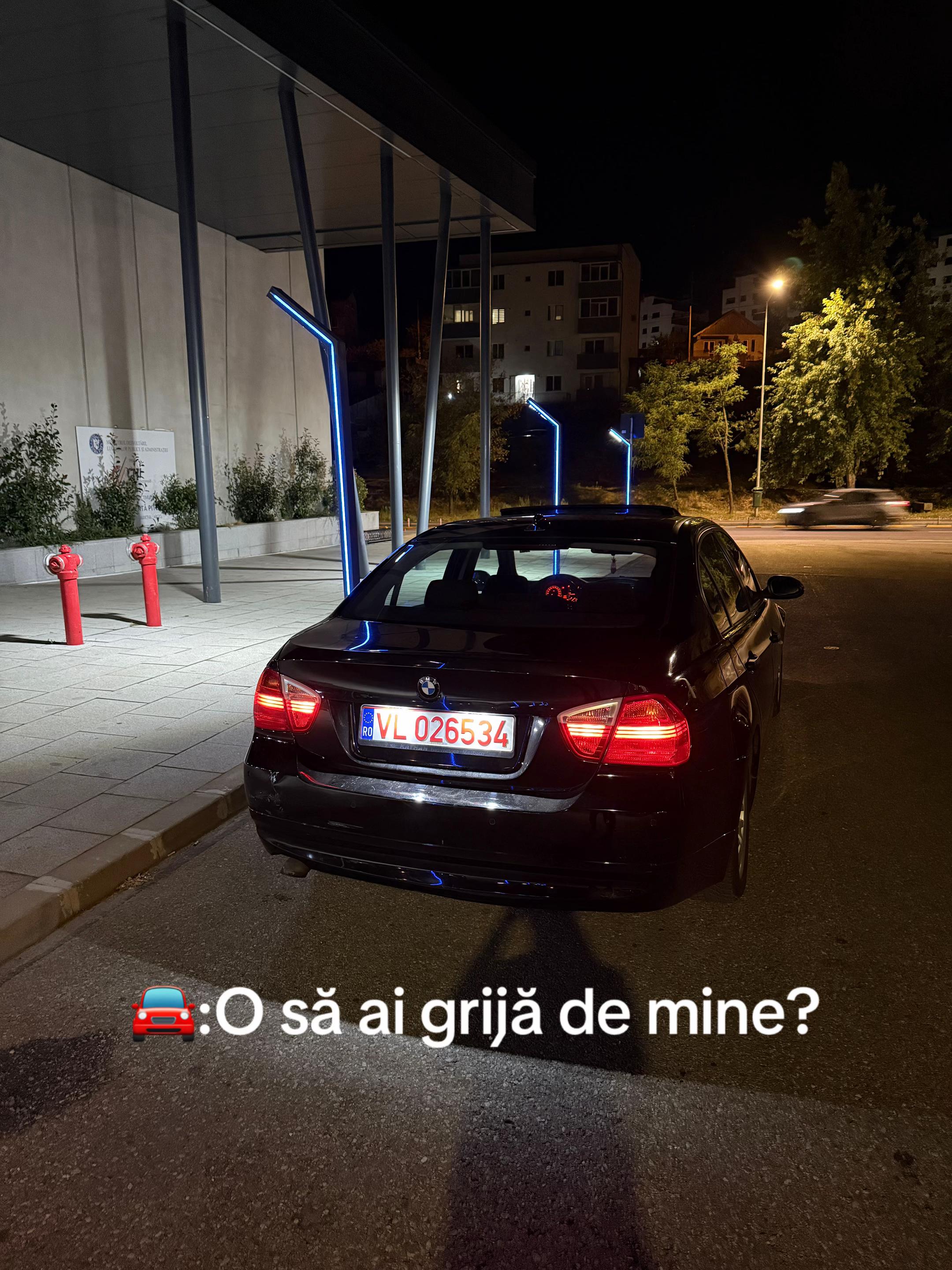 @Mario_.