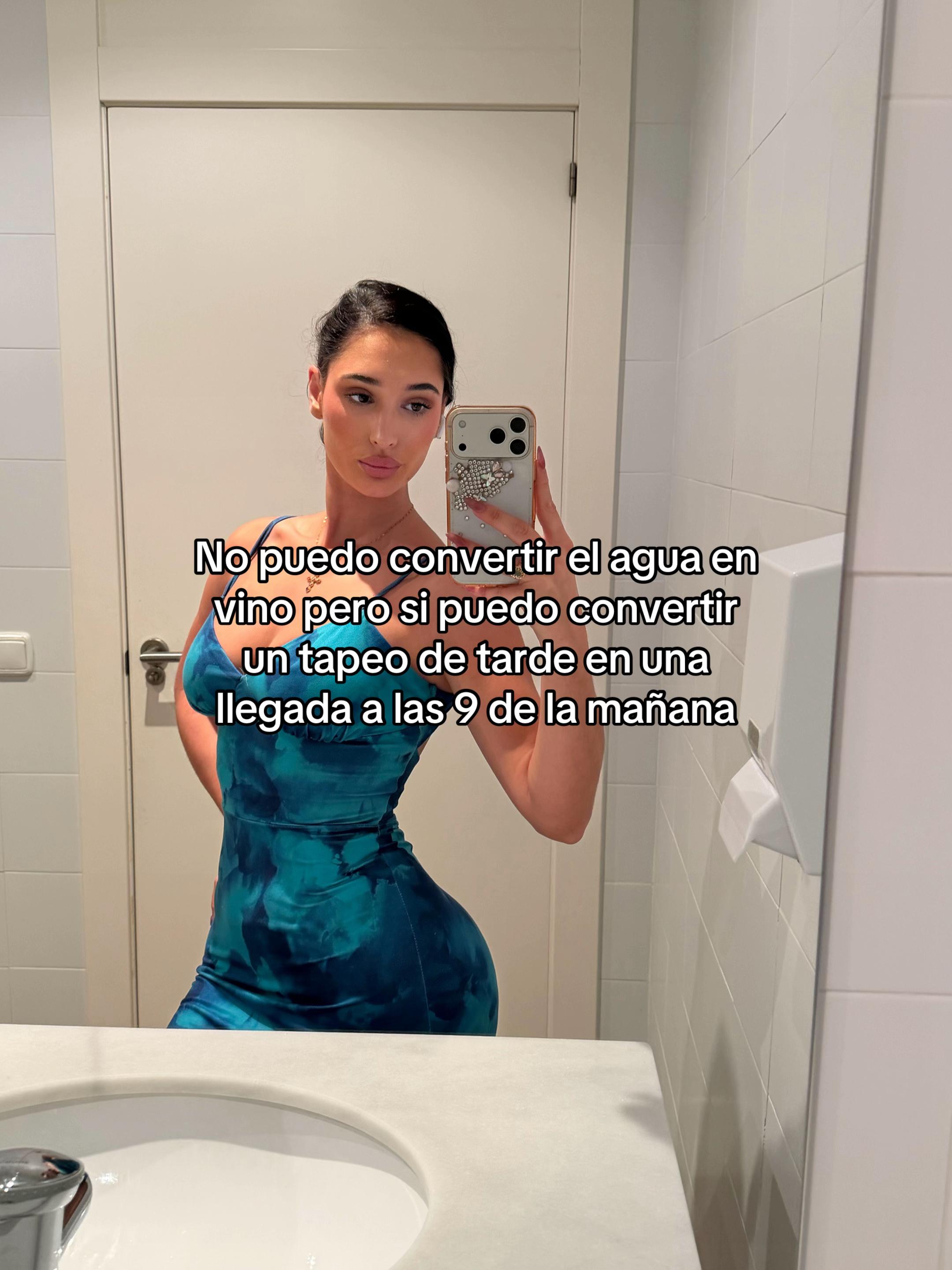 @𝓐𝓘𝓝𝓗𝓞𝓐 ✨