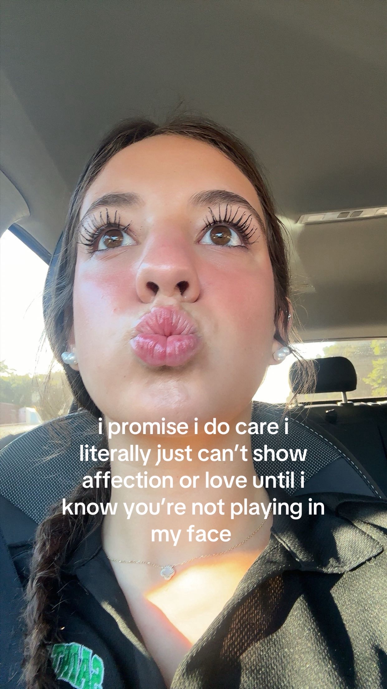 @️