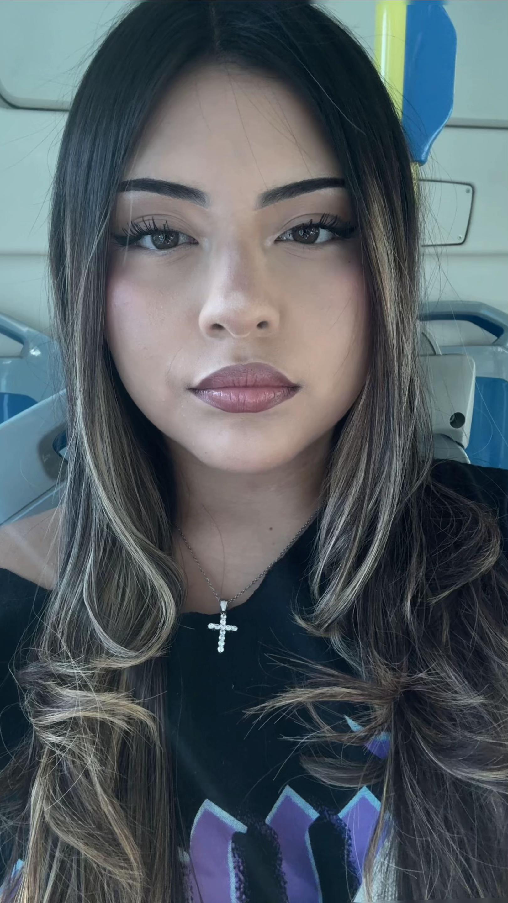 @𝐧𝐚𝐢𝐫𝐚𝟐𝟑