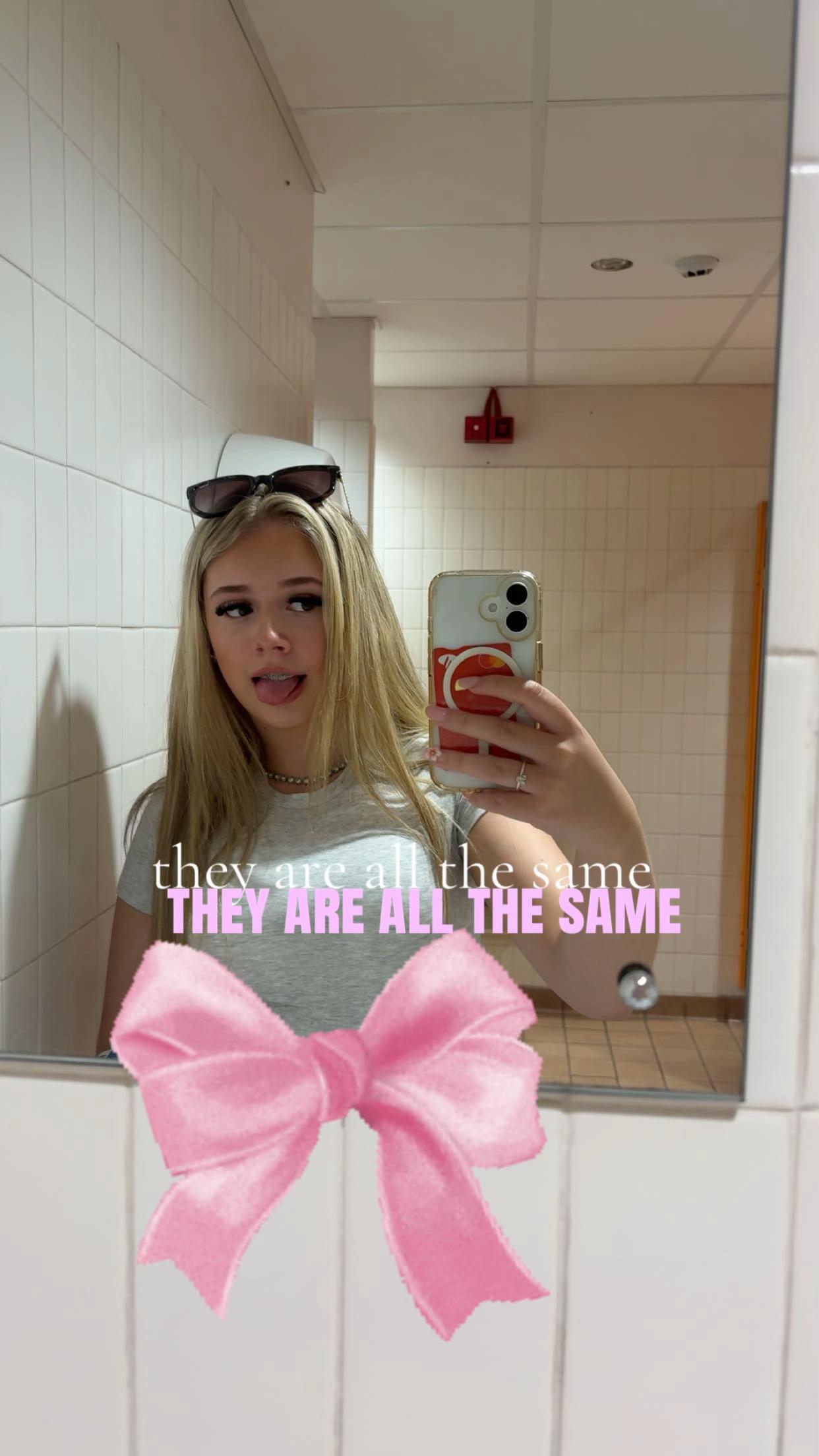 @𝐁𝐫𝐨𝐨𝐤𝐞