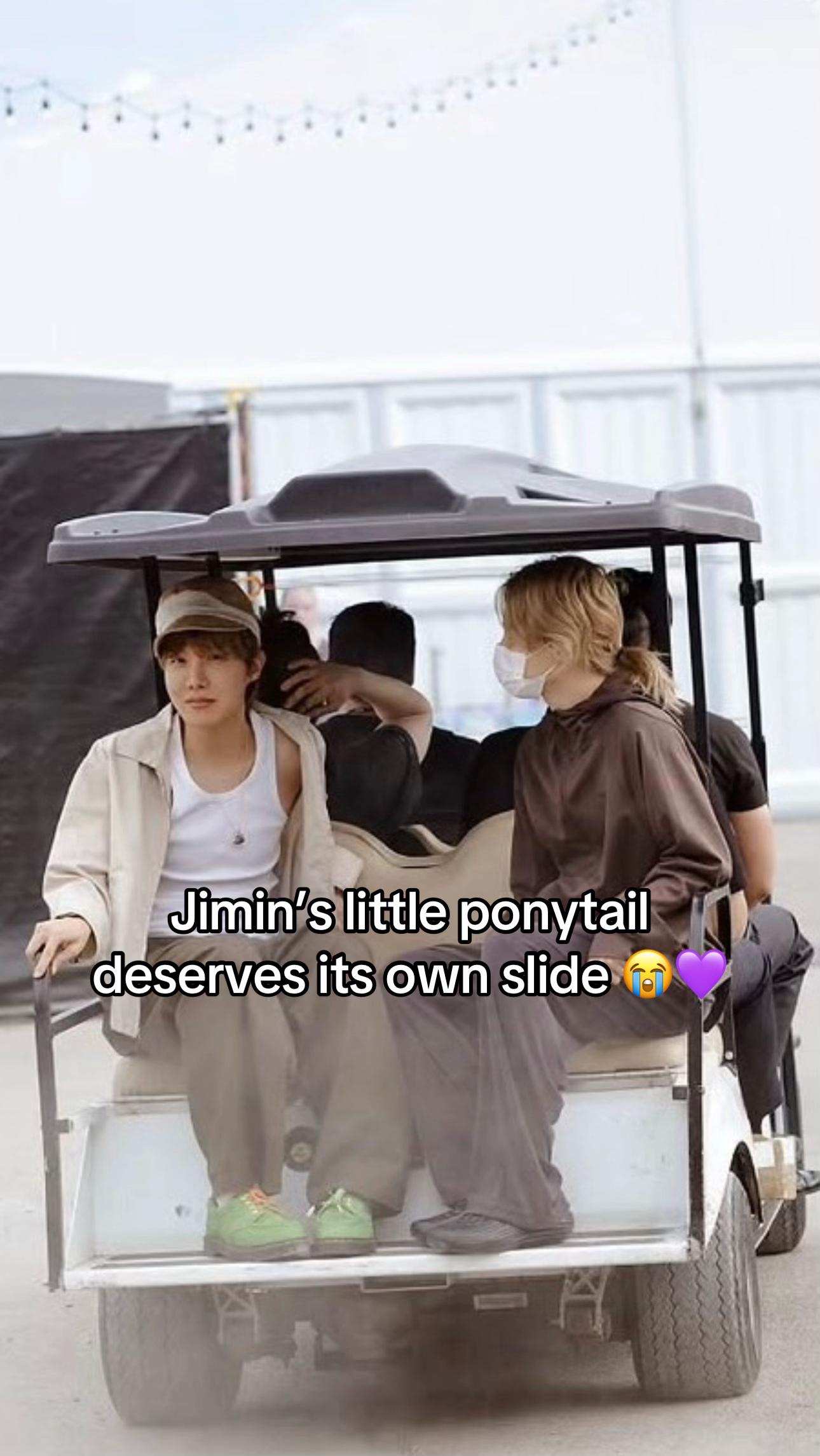 @Louise | BTS & Knitting Chaos
