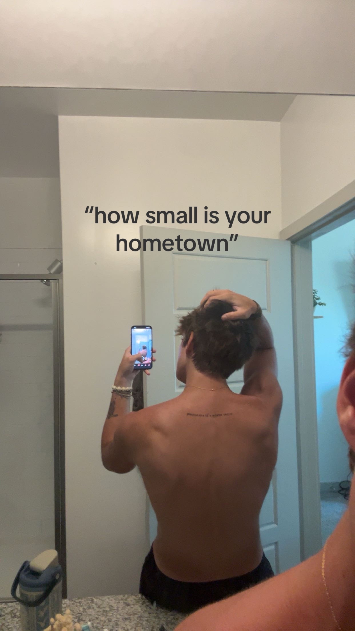 @️