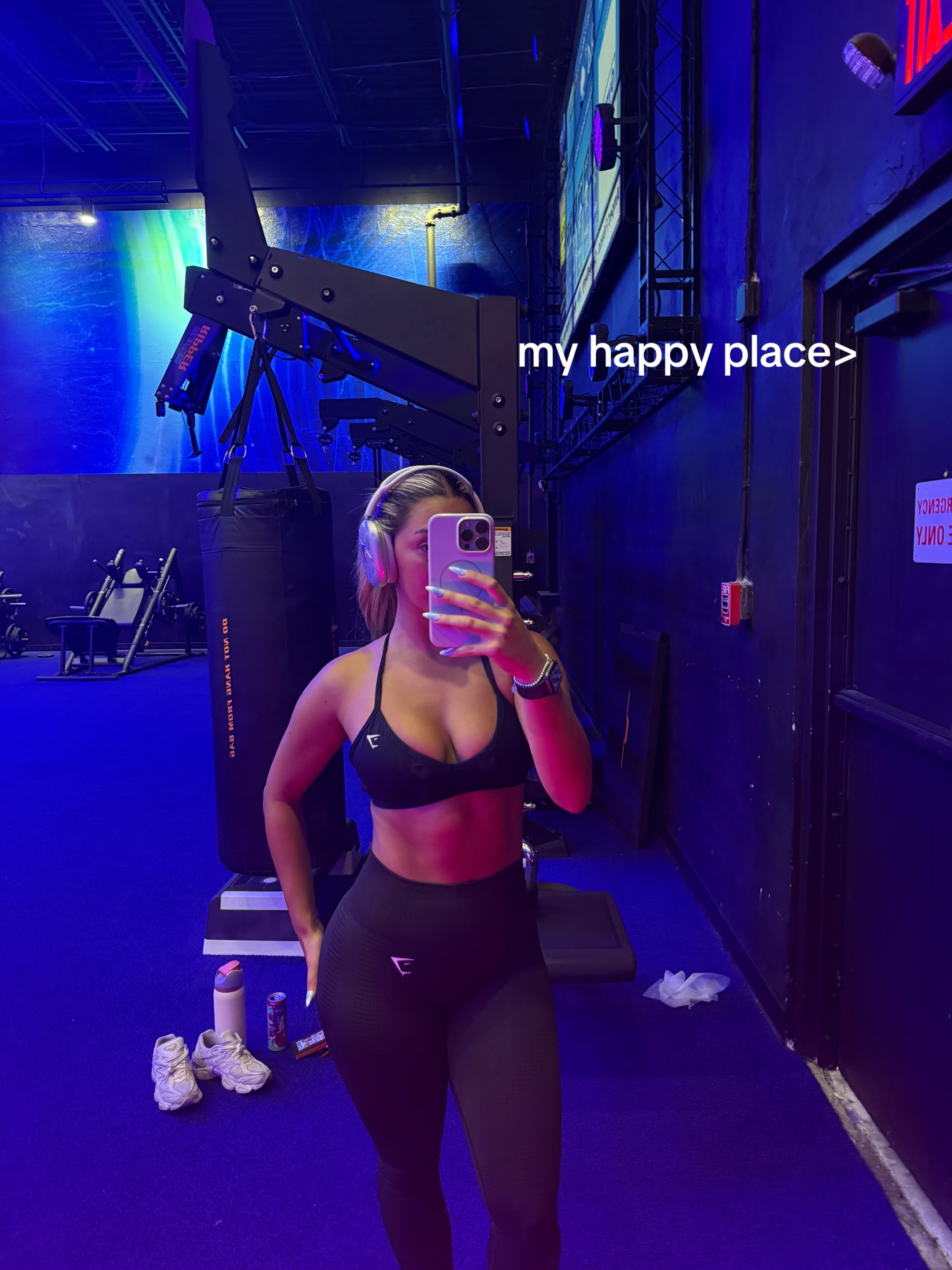 @Layla🤍