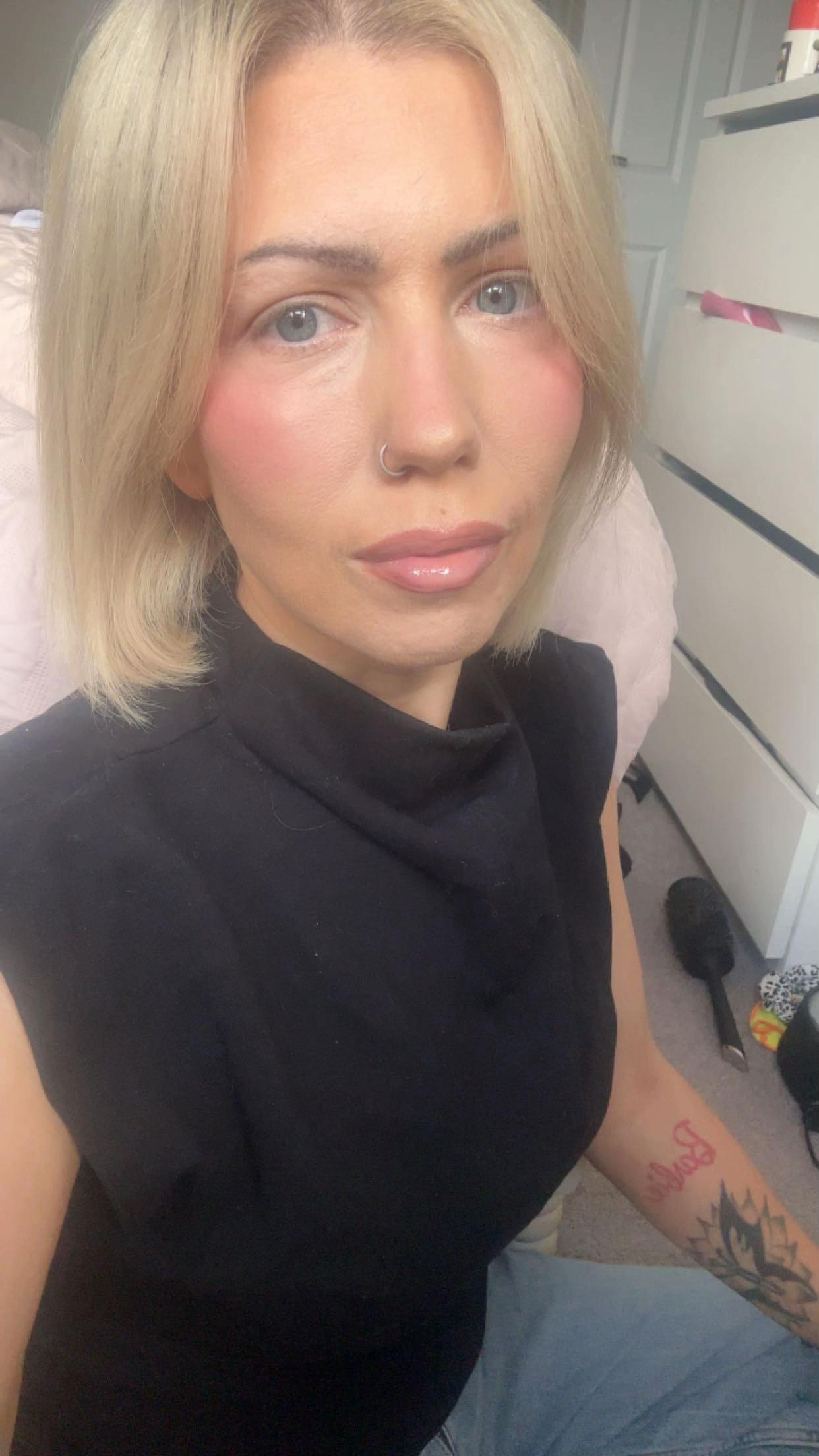 @EllenBridgerMakeupArtist