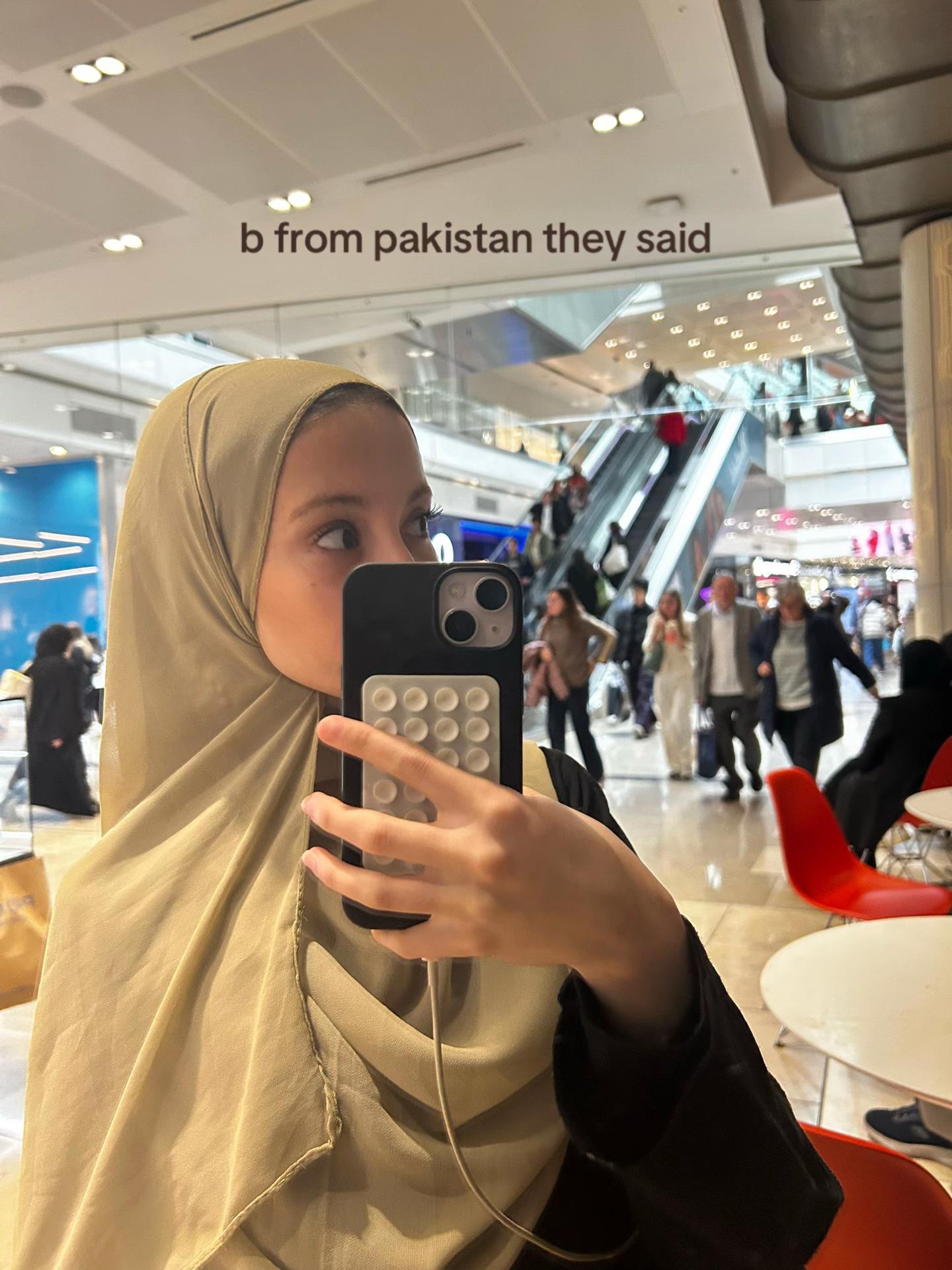 @𝔪