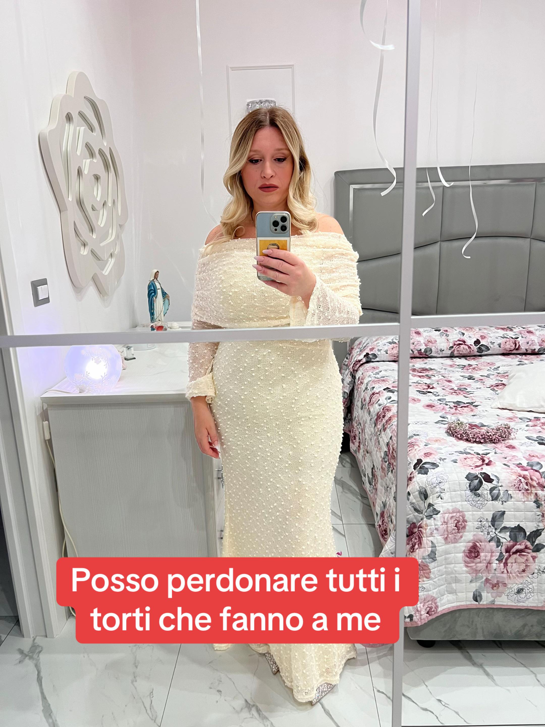 @Rosy_989