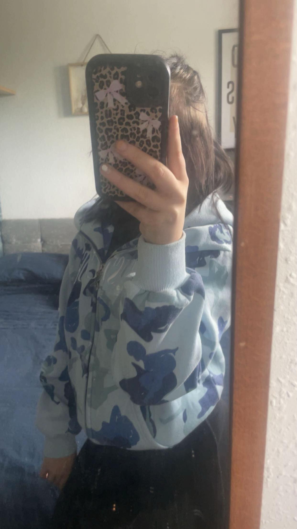 @hollie 🪭🐆