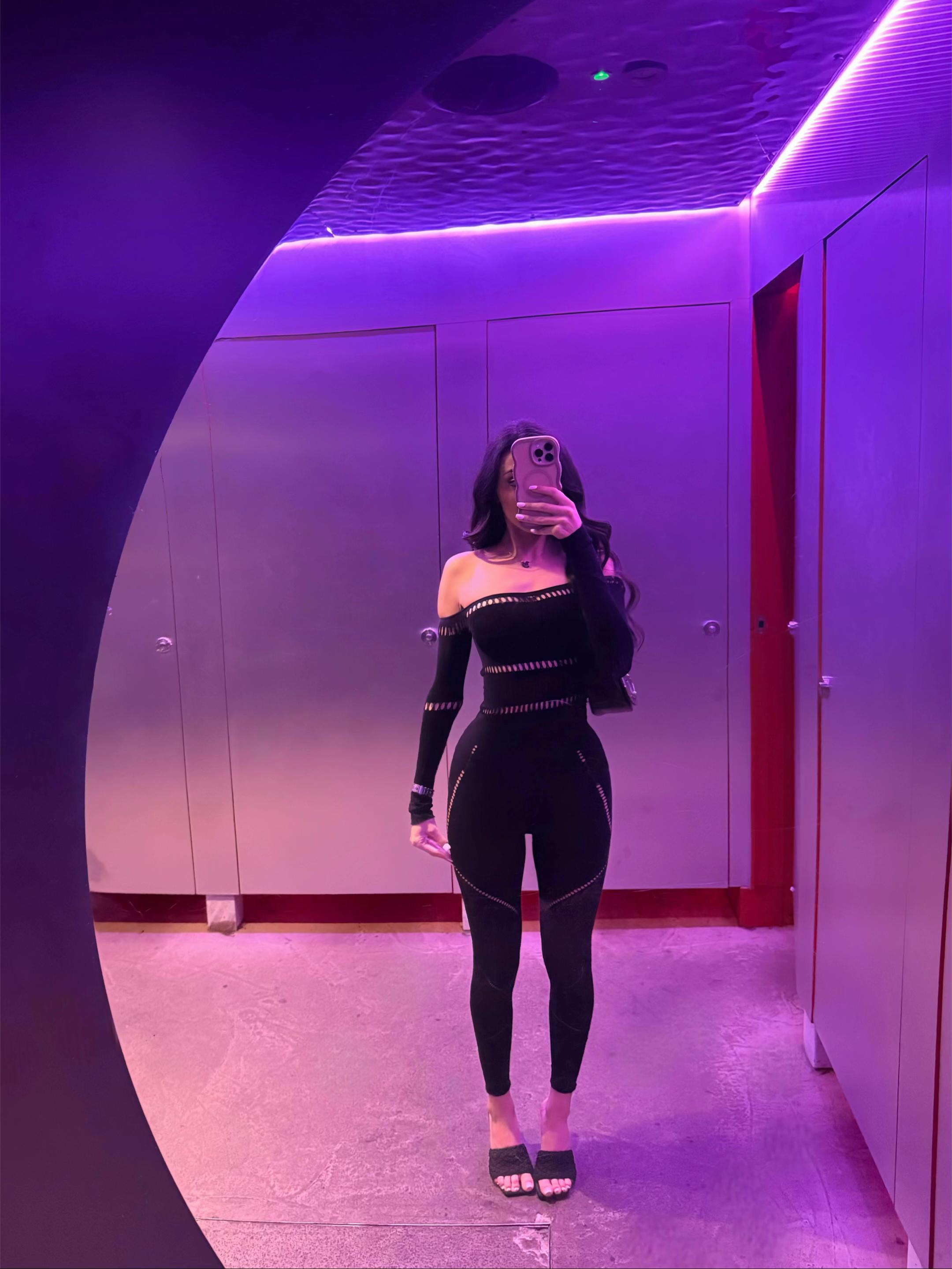 @Parya🖤