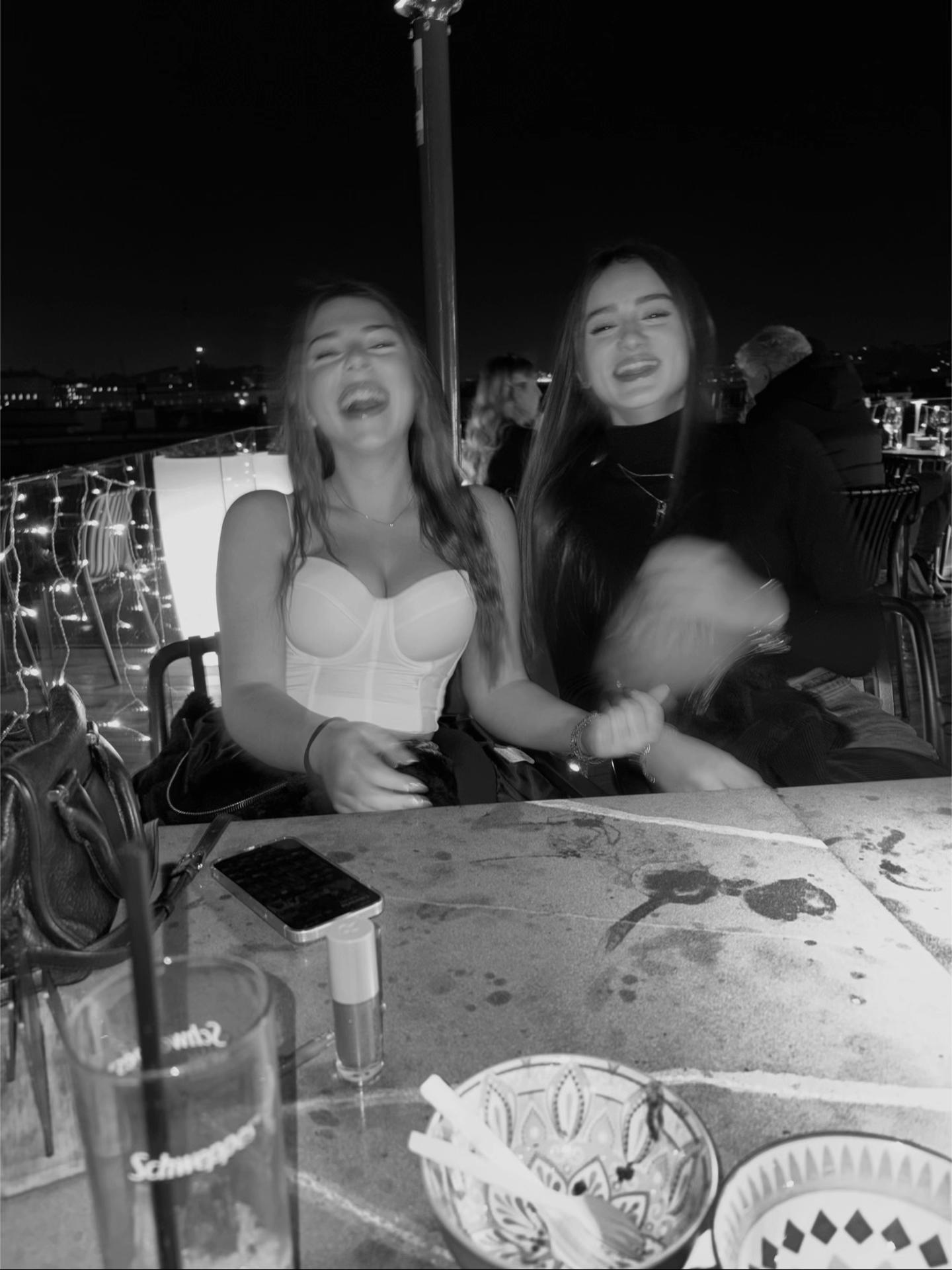 @𝑨𝑼𝑹𝑶𝑹𝑨