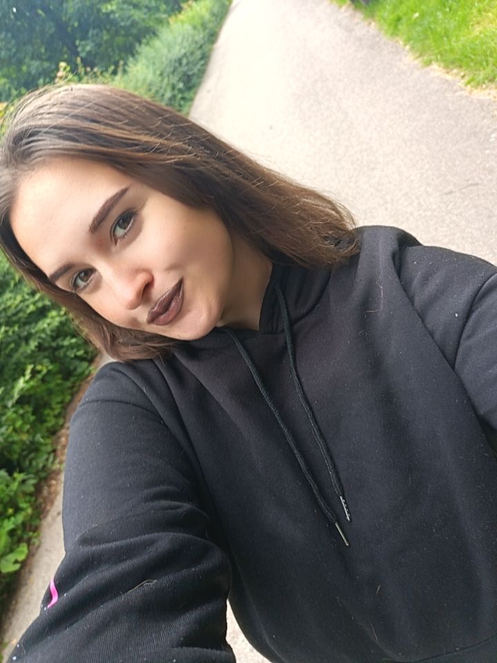 @🥀~𝓐𝓷𝓲𝓪~🥀